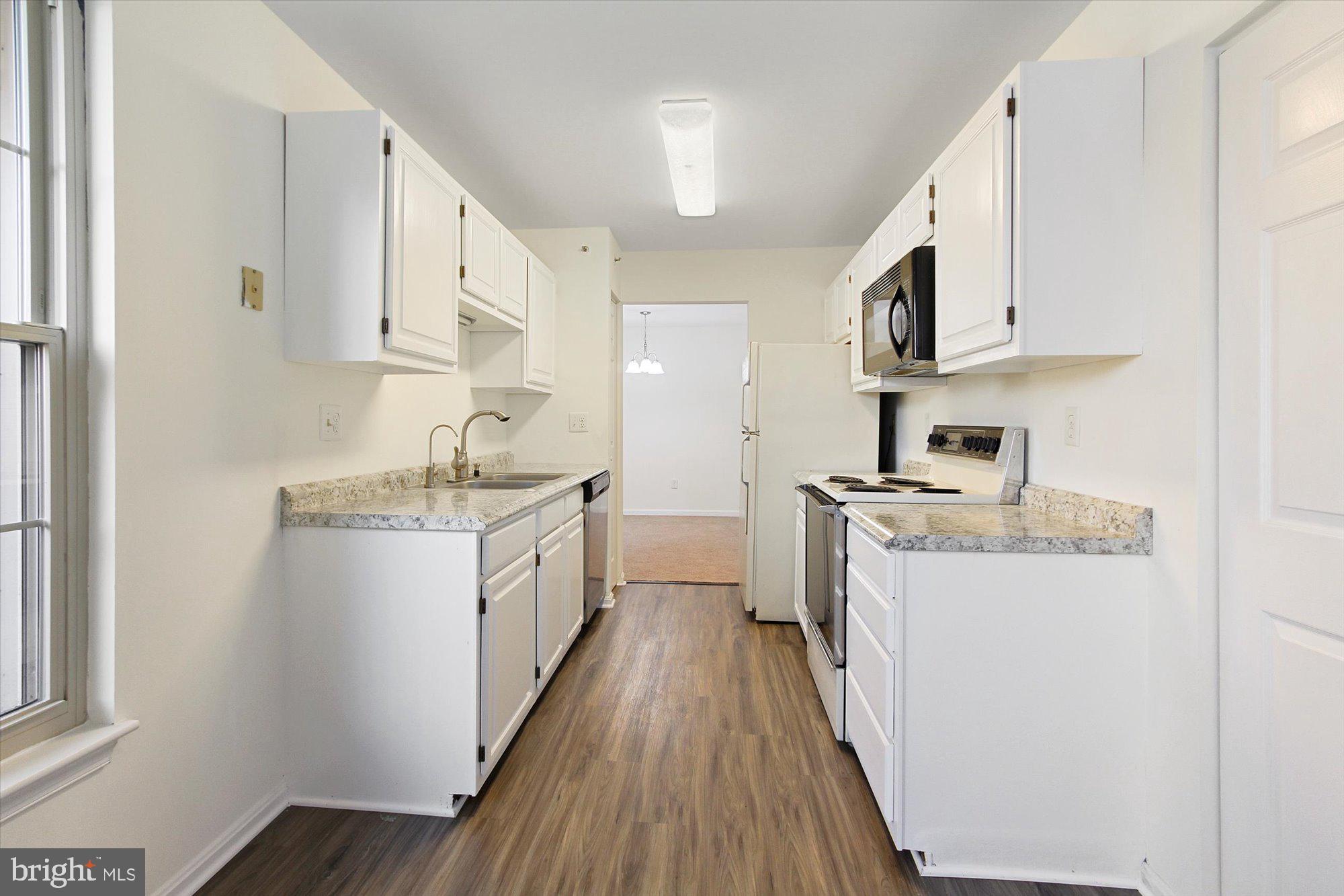 THE POINTE - Residential