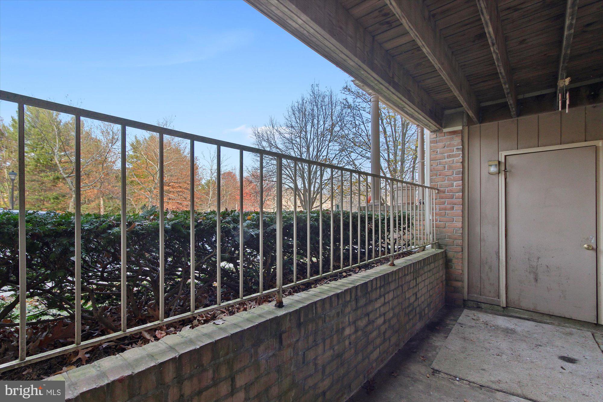 THE POINTE - Residential