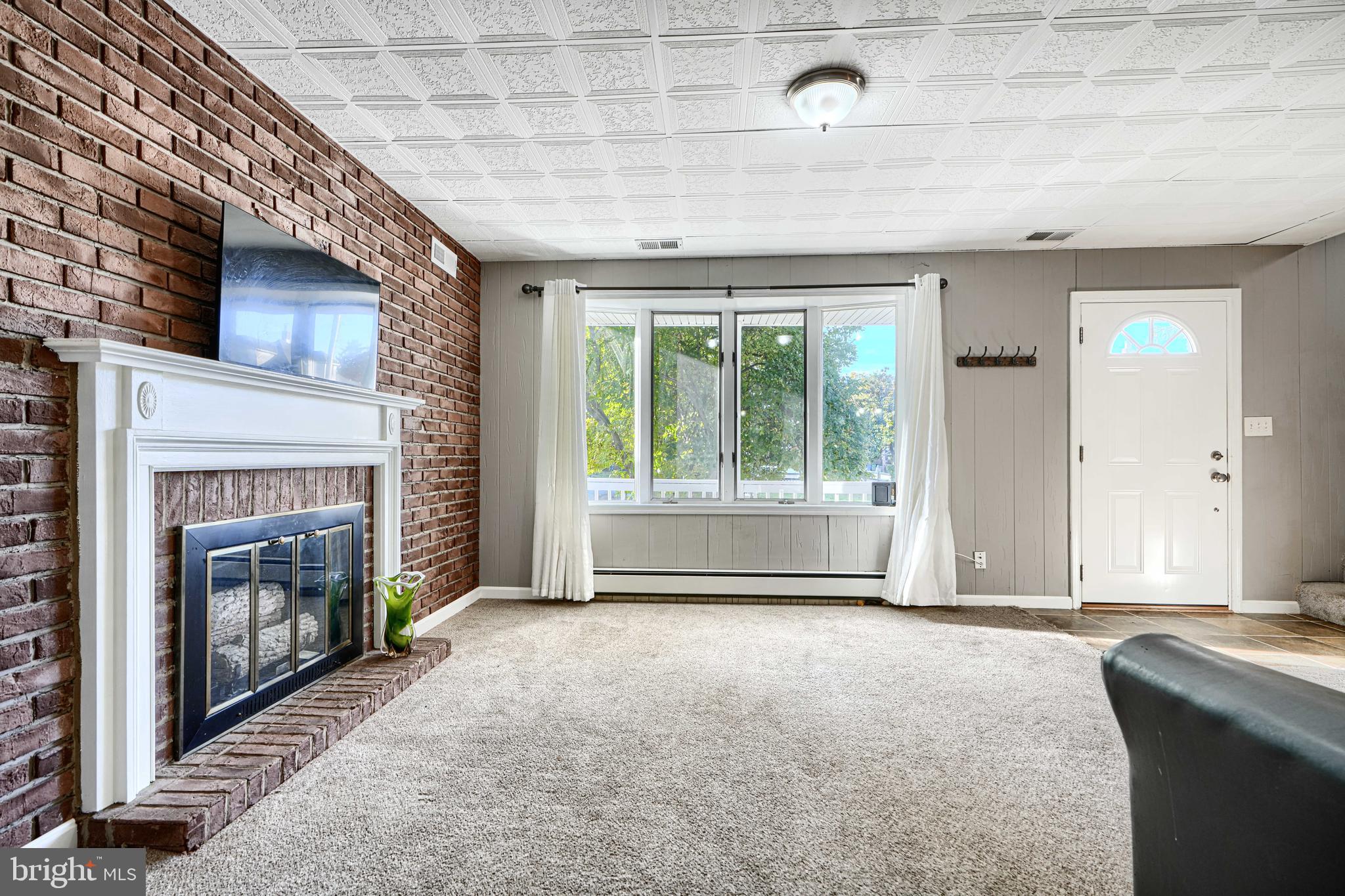 OVERLEA - Residential