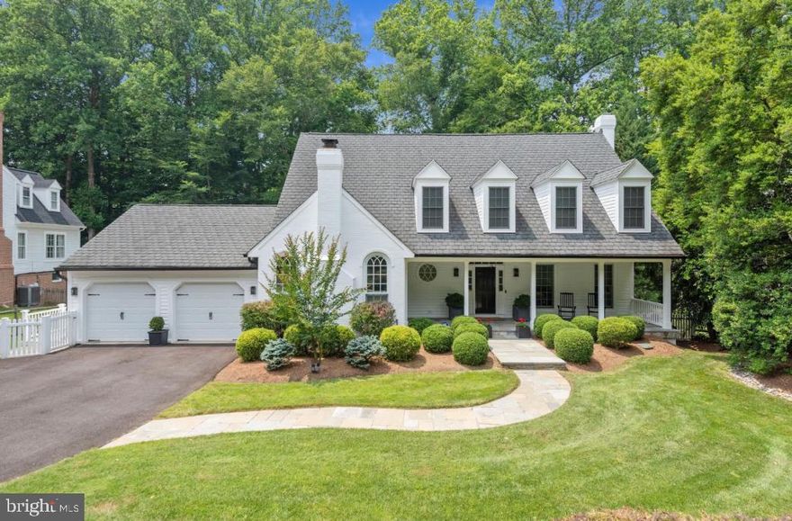 3,500+ SqFt of space on 2 floors + 1500+/- SqFt full w/o bsmt. High end appliances. An open kitchen,newer doors & windows. 11Fans. Mendota gas FP, Gas Heat, Large deck. Large Master bath. Custom interior paint. Newer Jeld-Win - Pozzi (high end) windows w/ PVC exterior Trim boards. An energy conscious home. Very little wood to paint! WHITMAN Cluster for schools. Close to DC , VA & the airports.