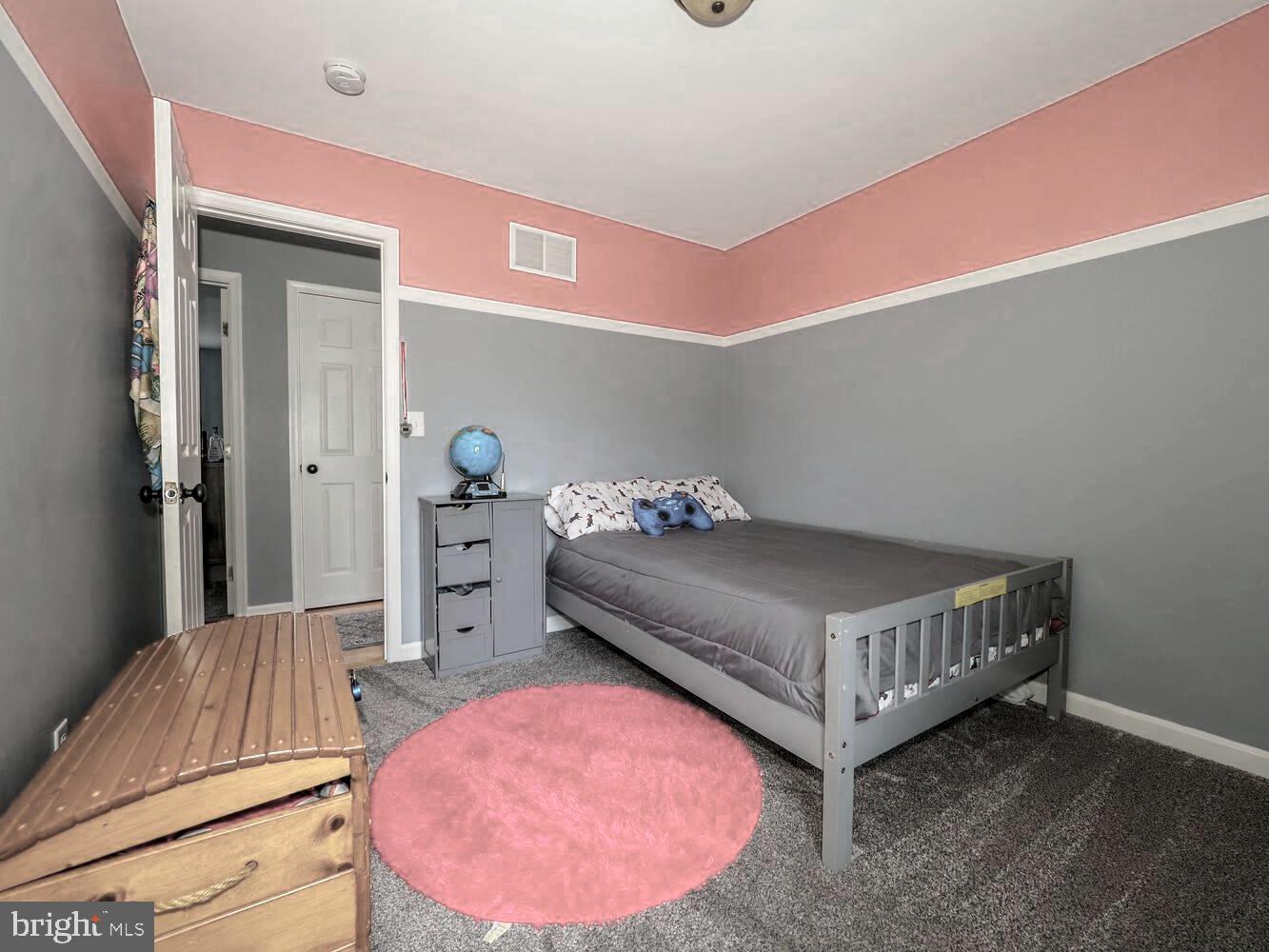 ROLAND TERRACE - Residential