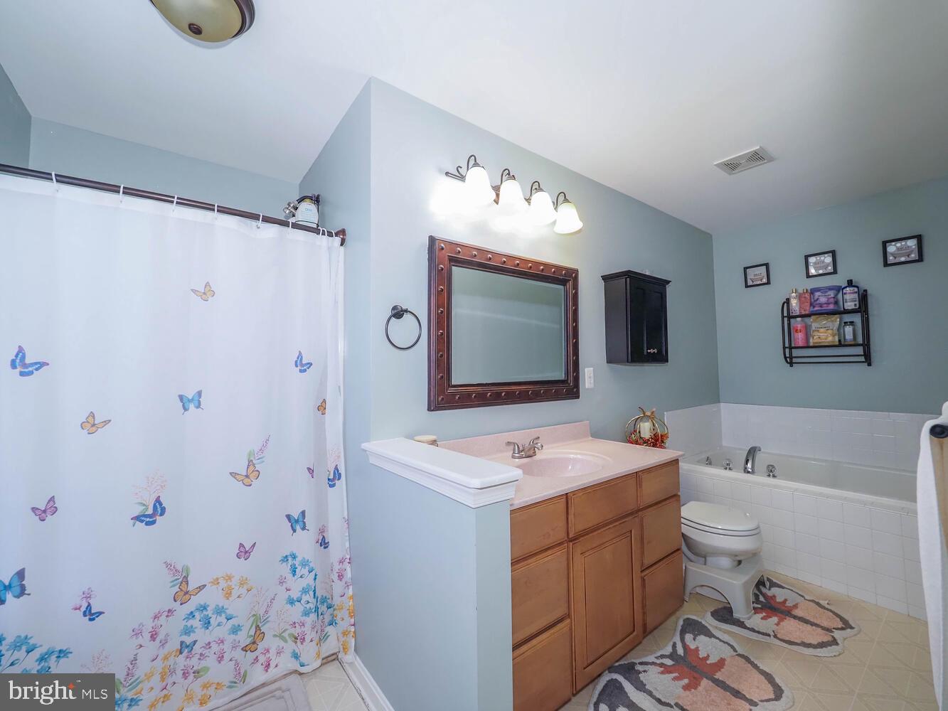 ROLAND TERRACE - Residential