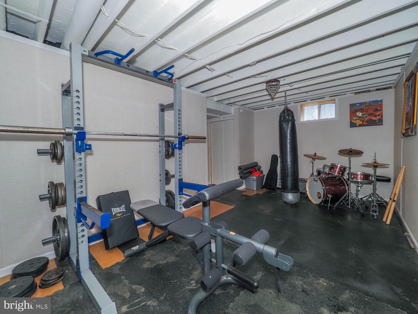 ROLAND TERRACE - Residential