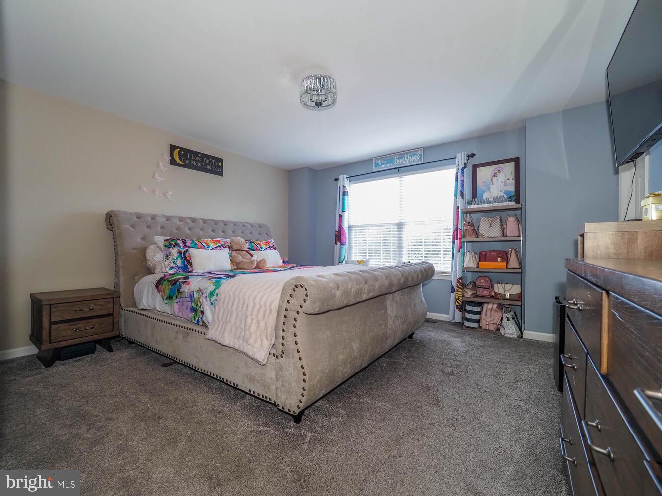 ROLAND TERRACE - Residential