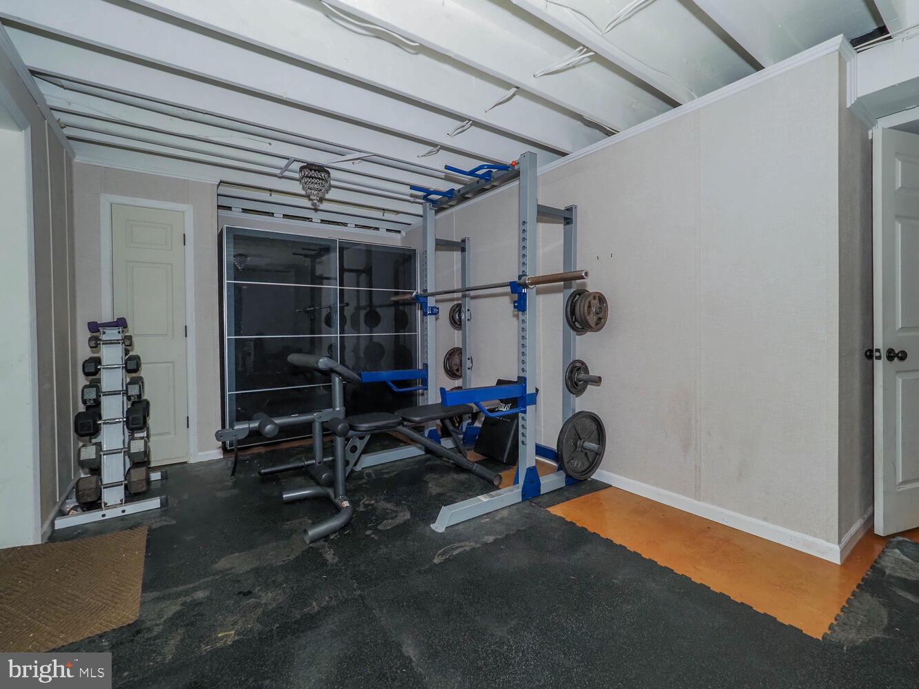 ROLAND TERRACE - Residential