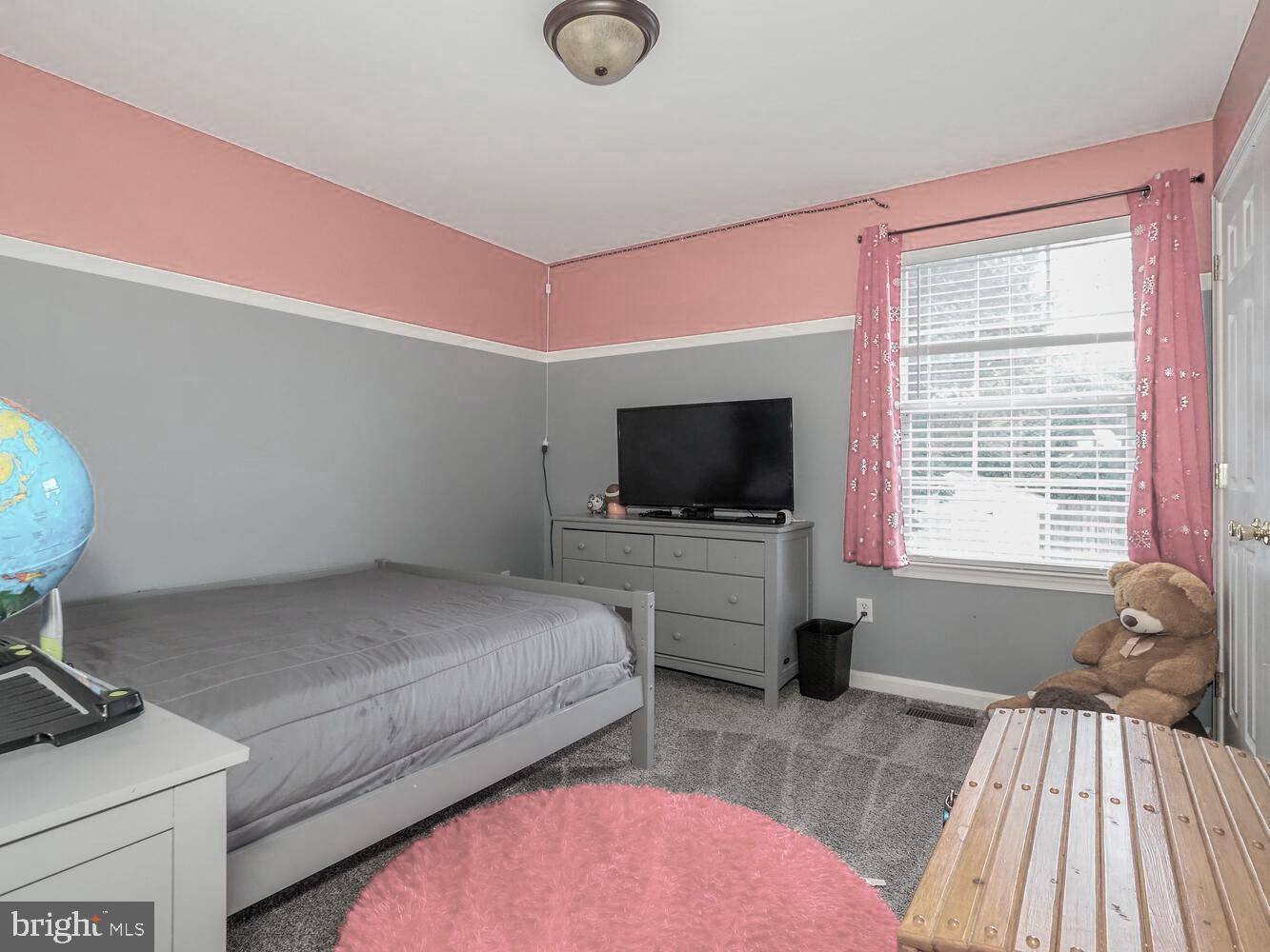 ROLAND TERRACE - Residential