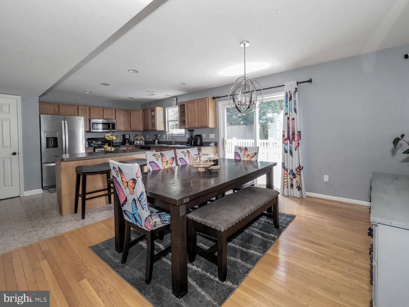 ROLAND TERRACE - Residential