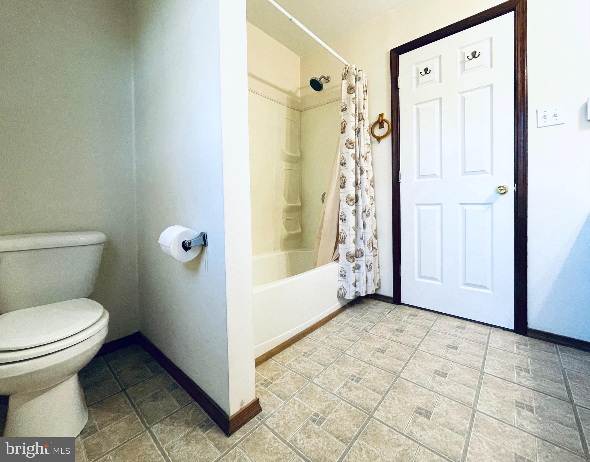 POCONO COUNTRY PLACE - Residential