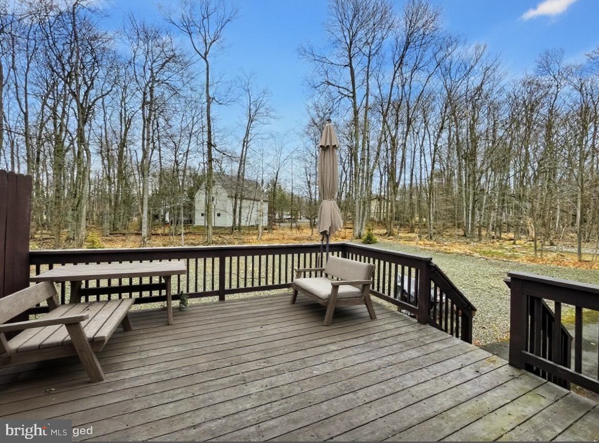 POCONO COUNTRY PLACE - Residential