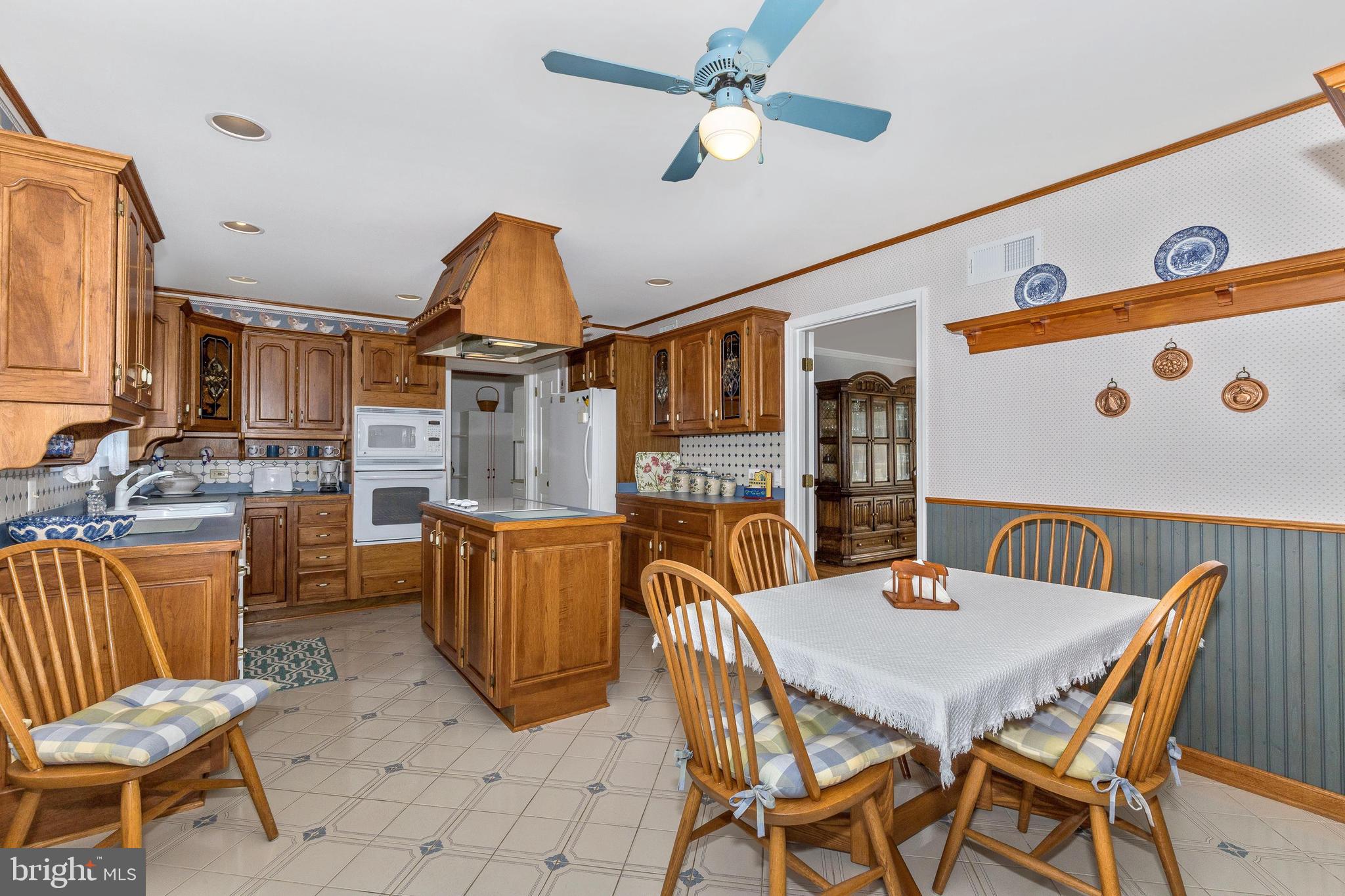 OLNEY OUTSIDE - Residential