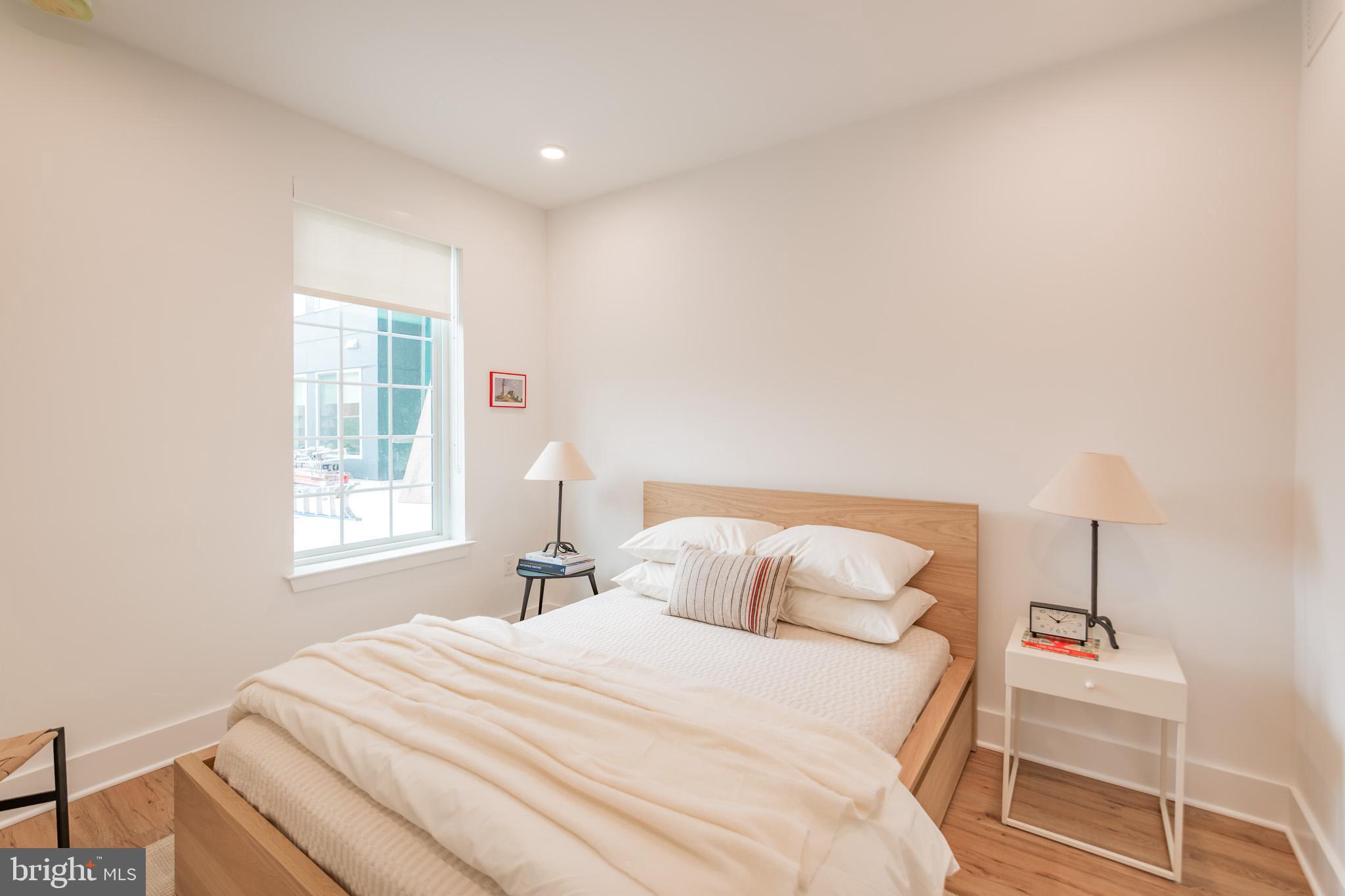 GRADUATE HOSPITAL - Residential Lease