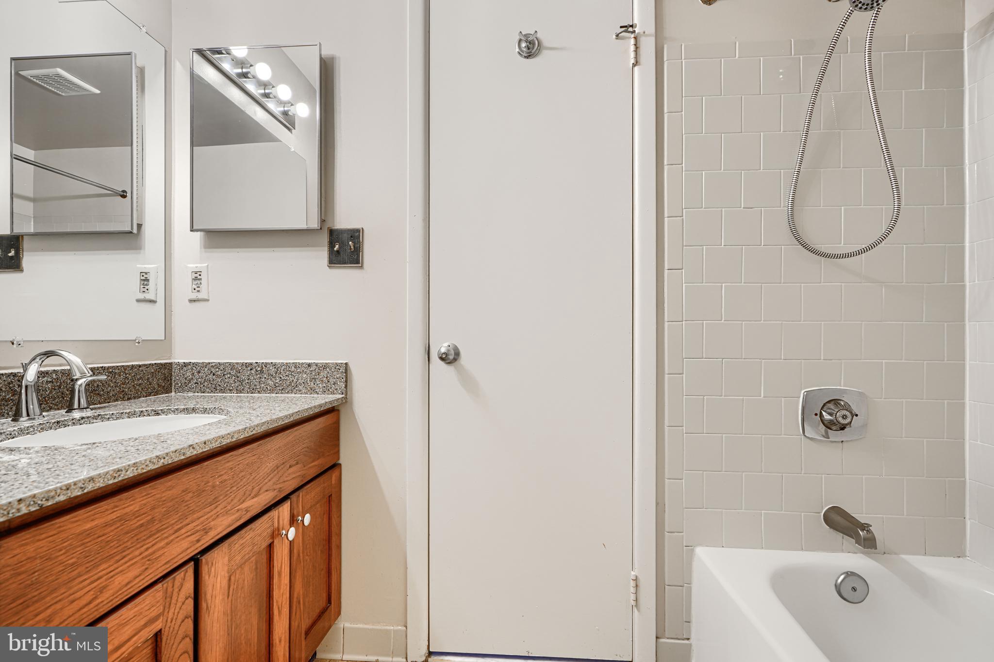 OTTERBEIN - Residential Lease