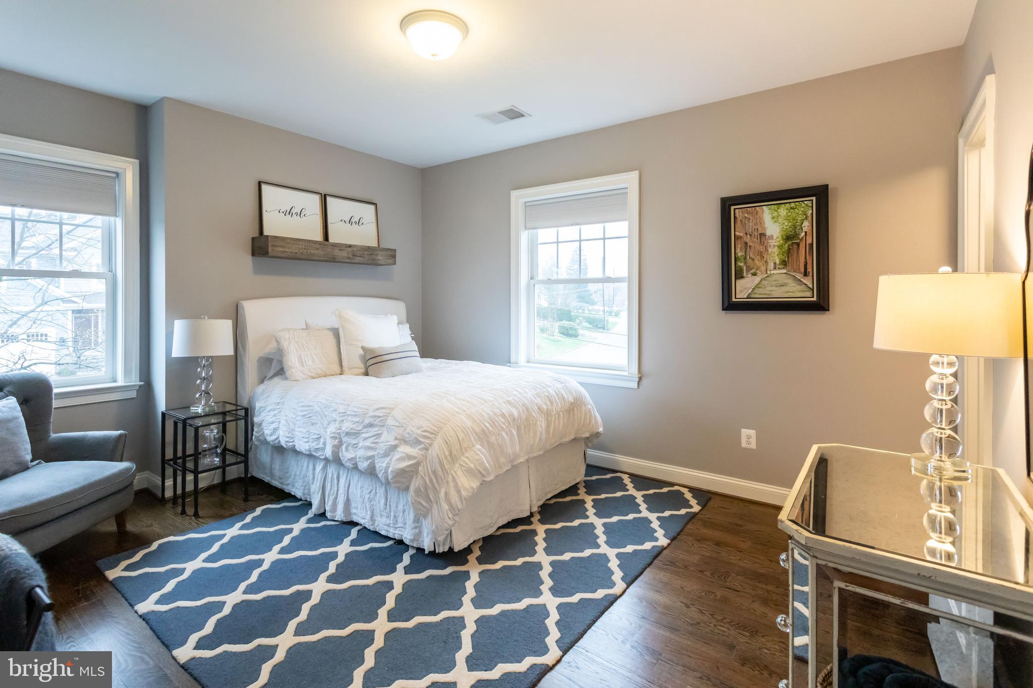 CHURCHILL - Residential