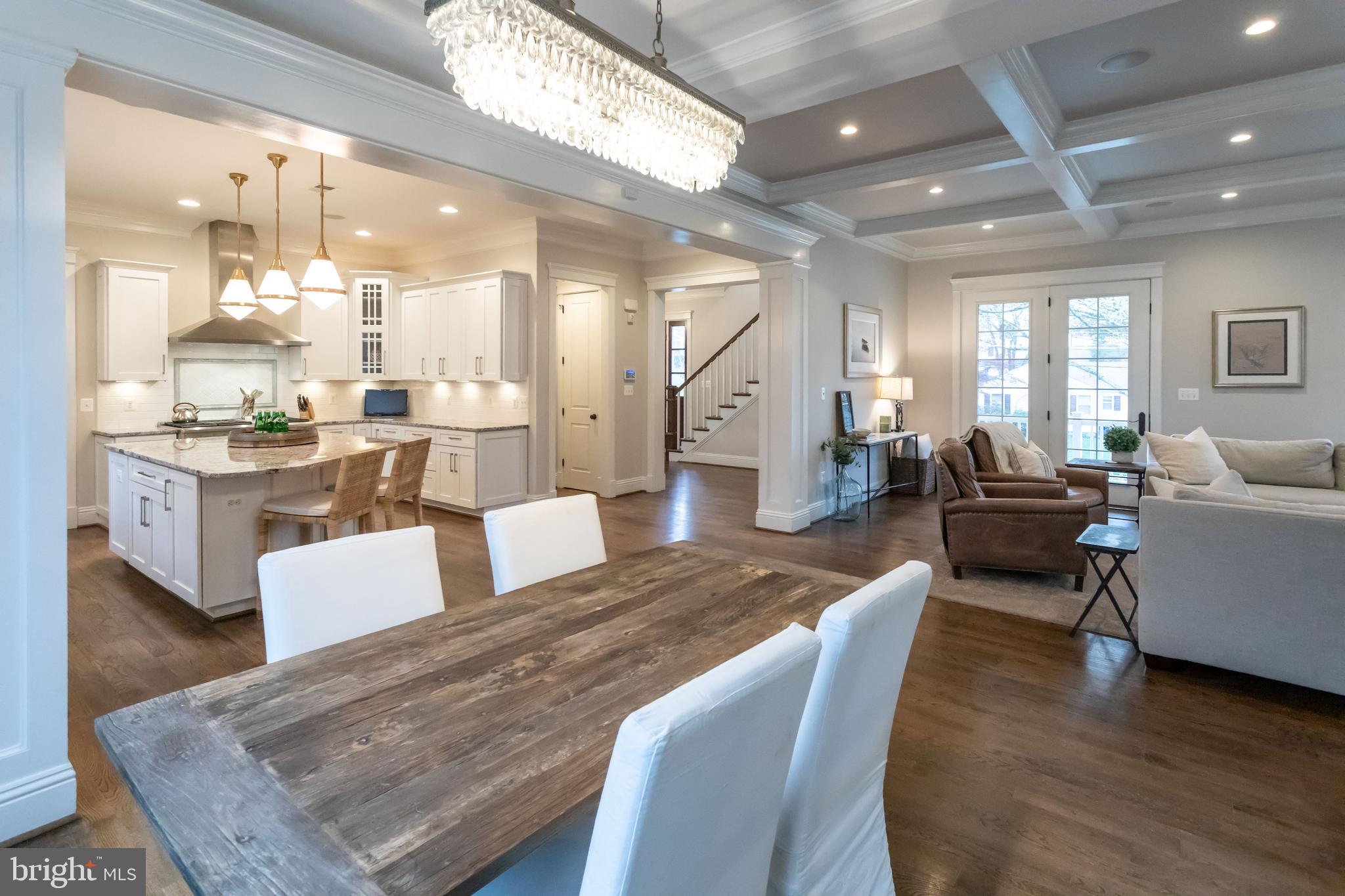 CHURCHILL - Residential