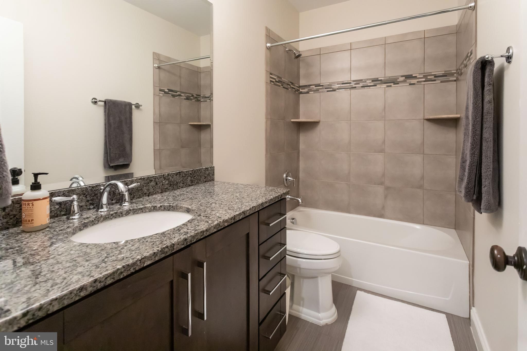 CHURCHILL - Residential