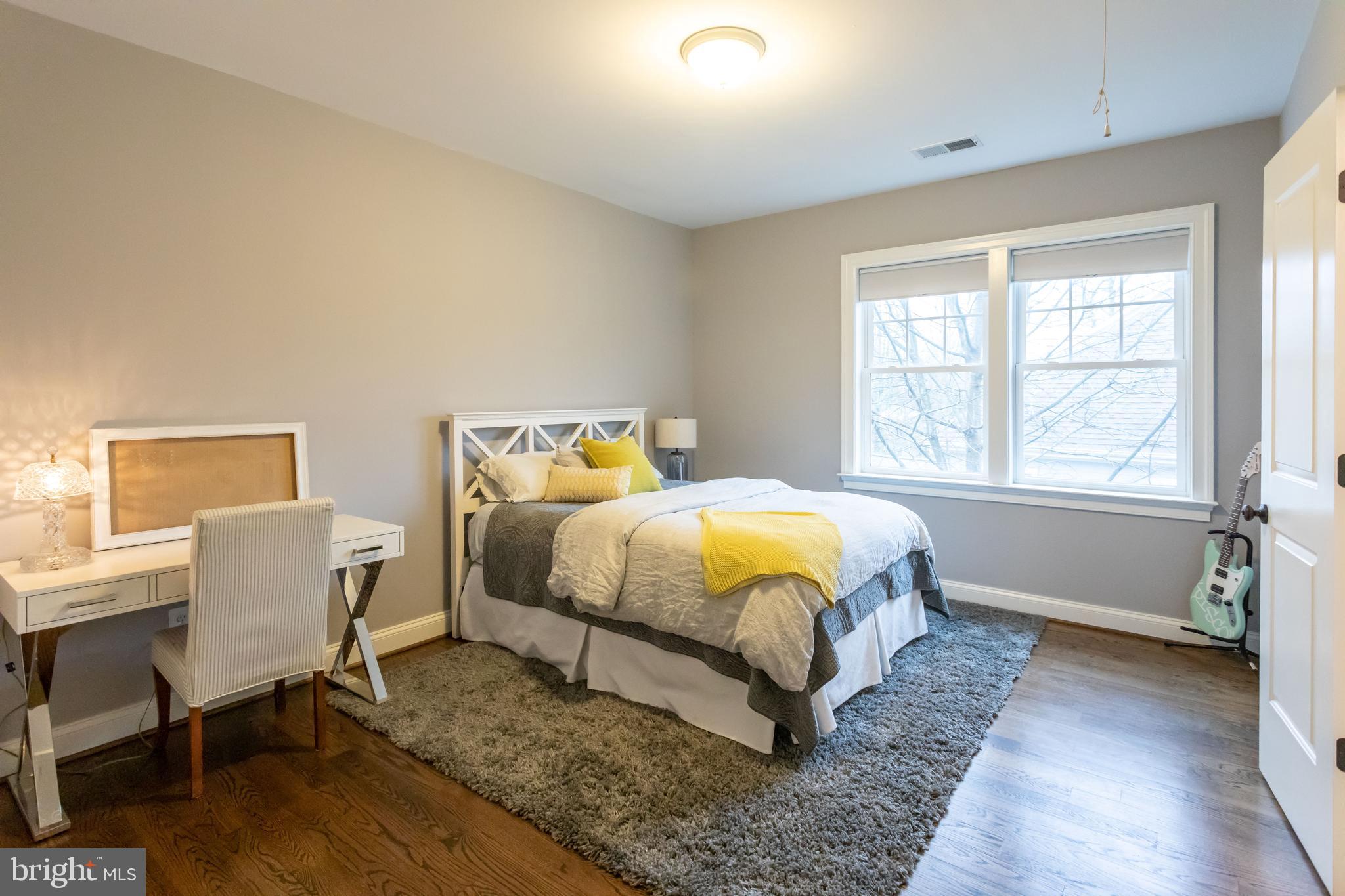 CHURCHILL - Residential