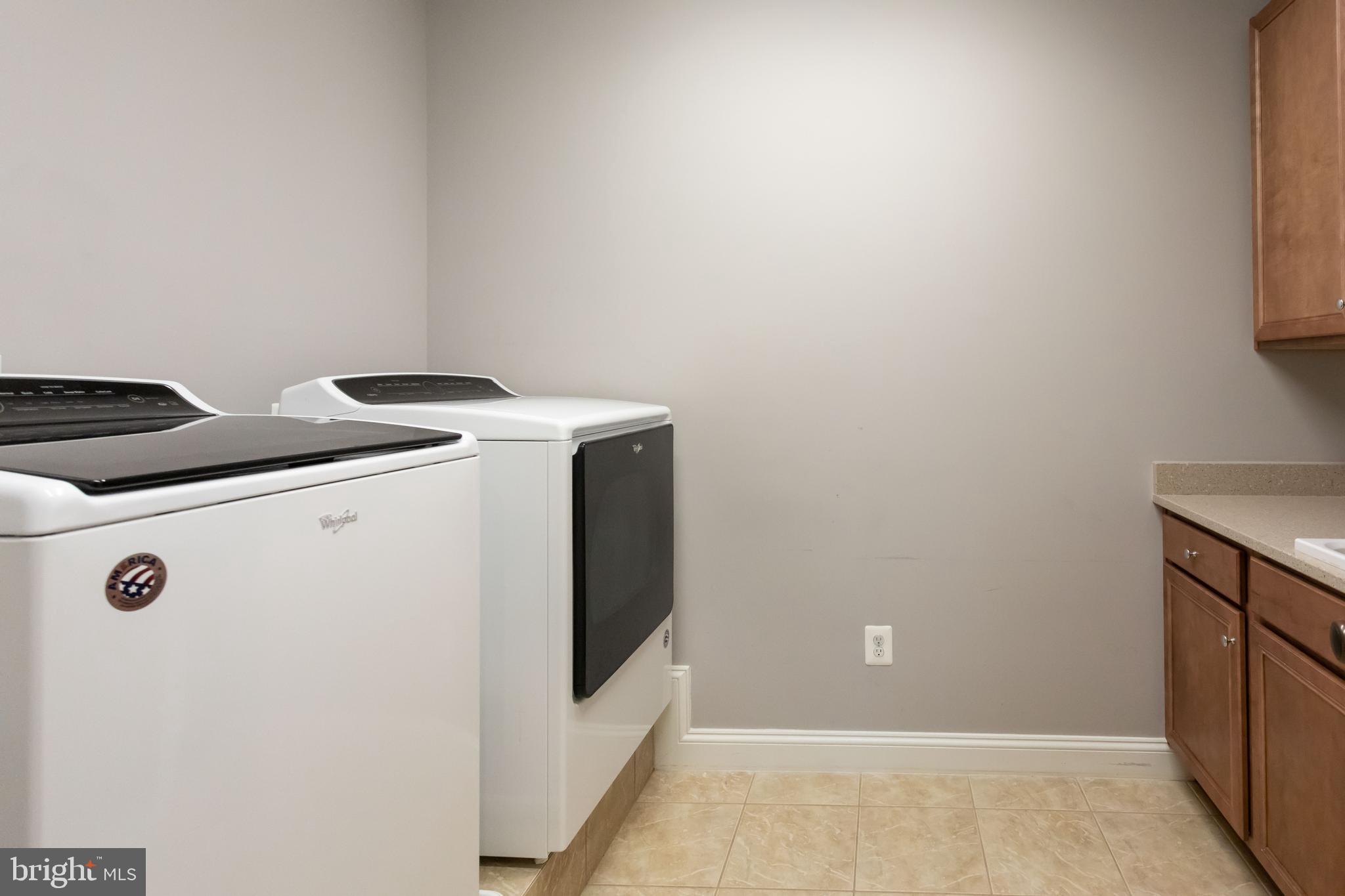 CHURCHILL - Residential