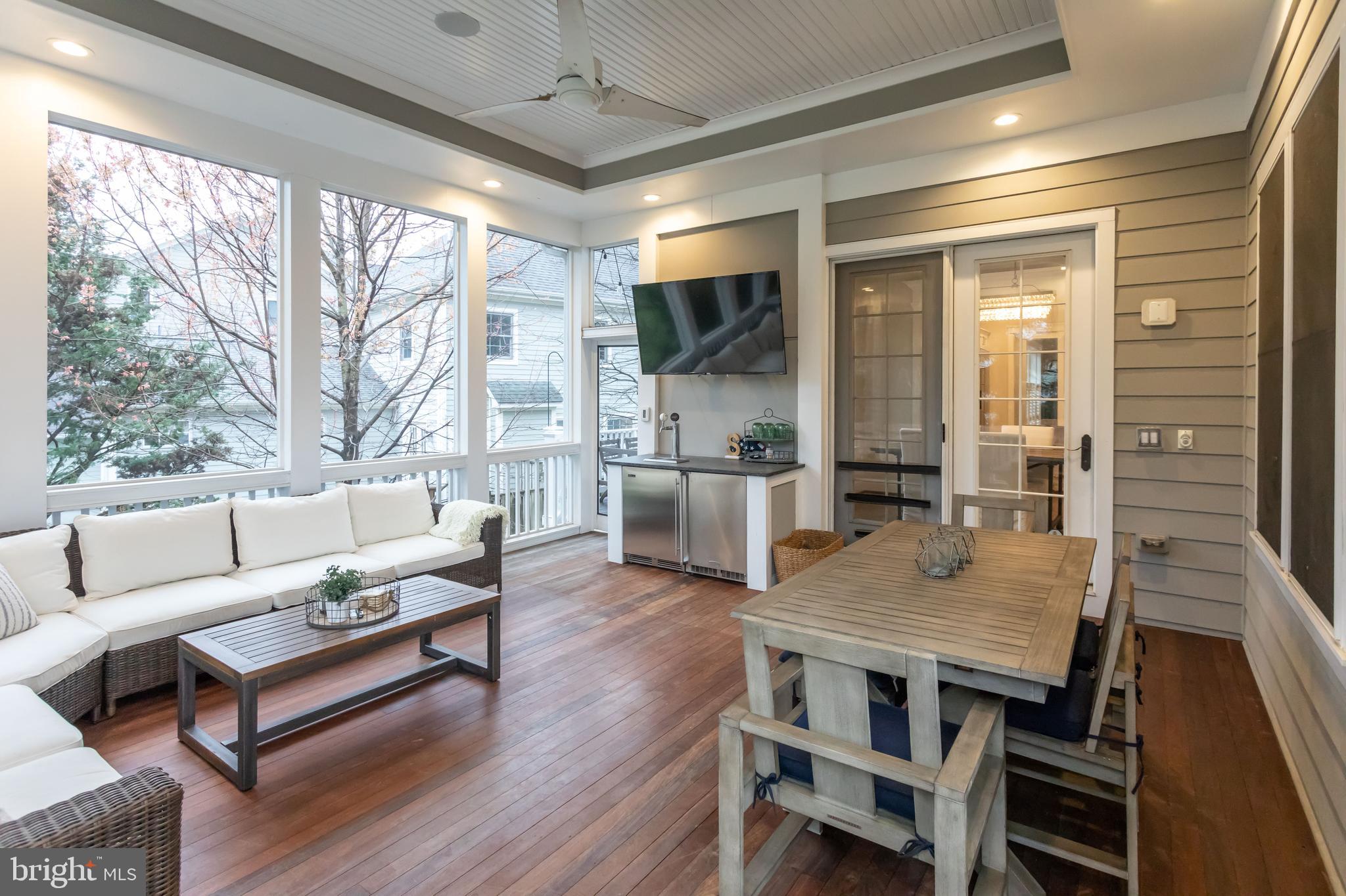 CHURCHILL - Residential