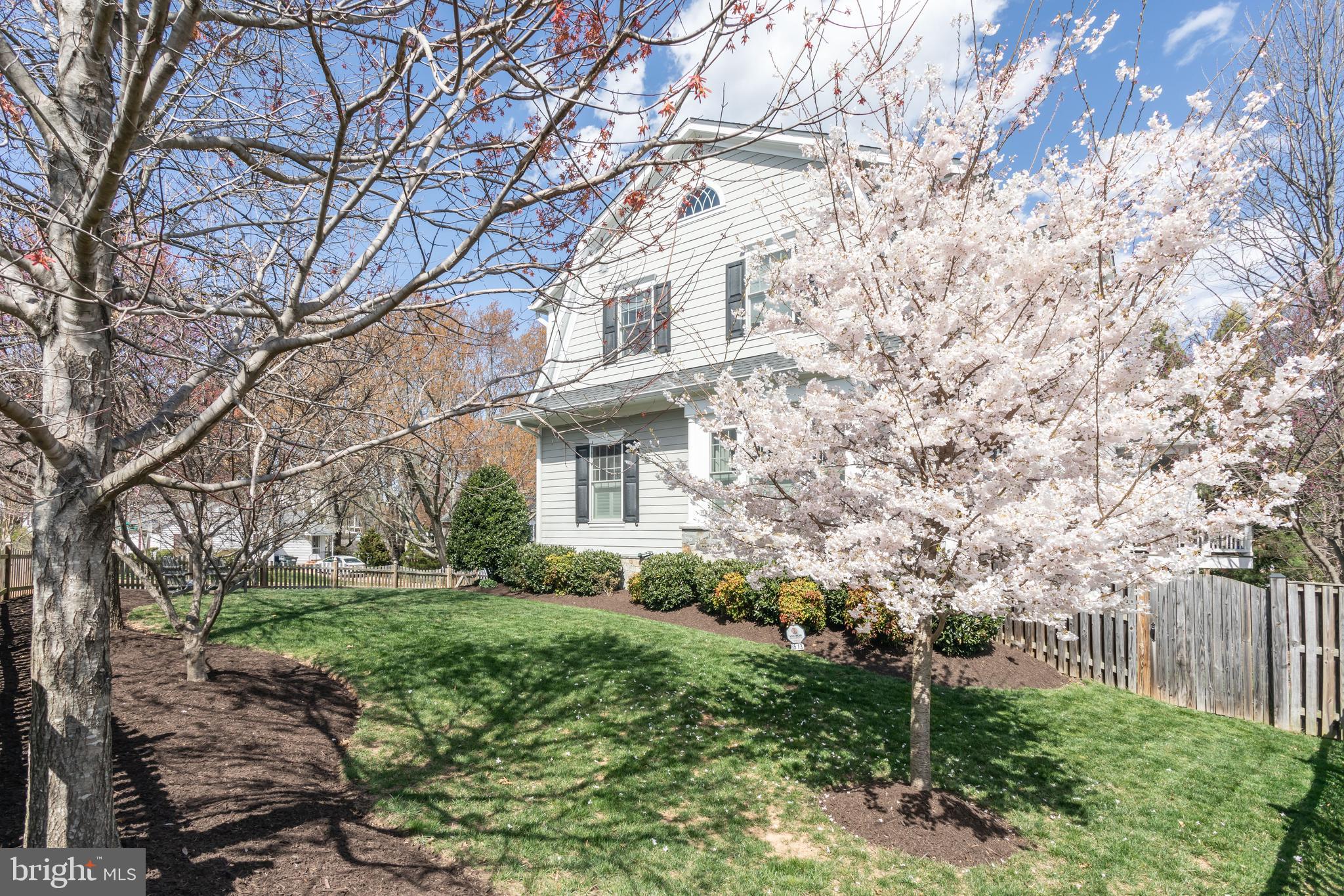 CHURCHILL - Residential