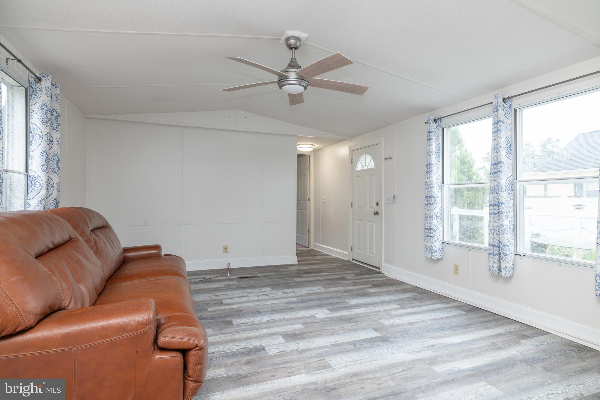 ORCHARD MANOR - Residential