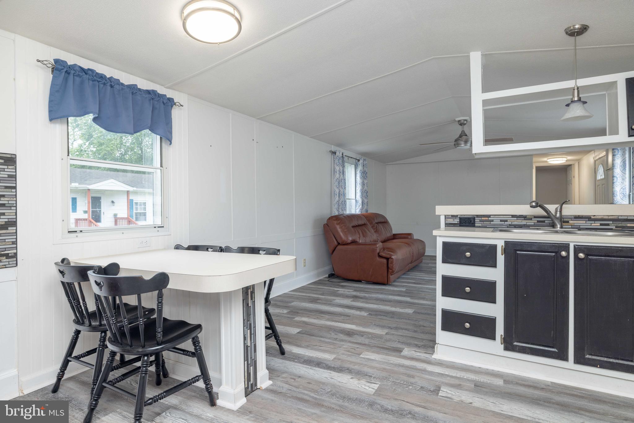 ORCHARD MANOR - Residential