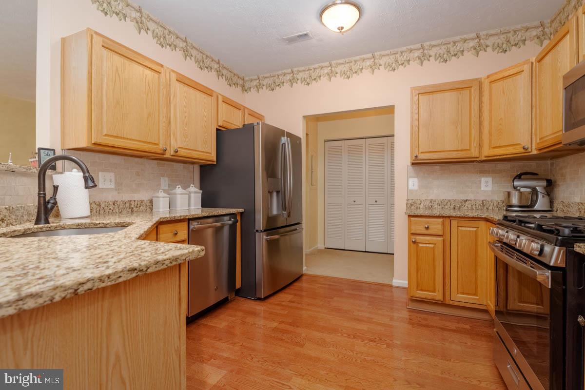 WINDSOR AT PERRY HALL FARMS - Residential