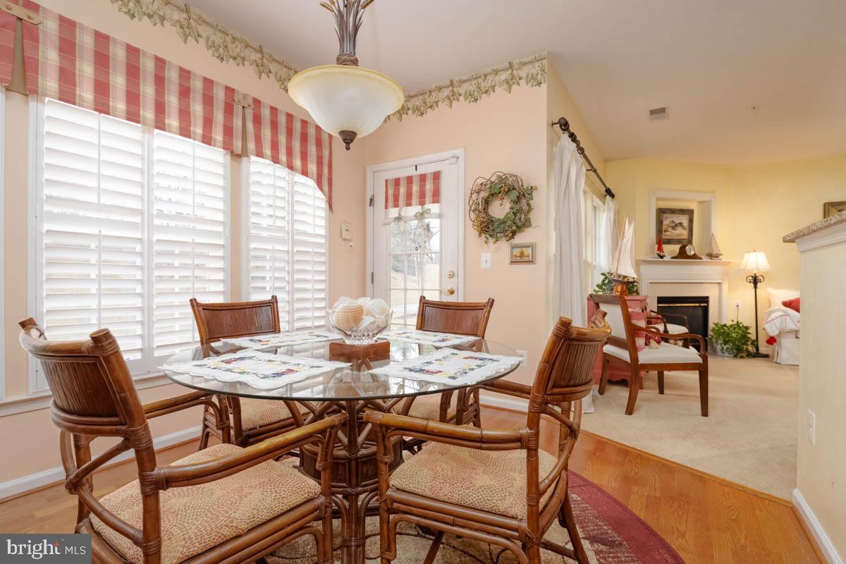 WINDSOR AT PERRY HALL FARMS - Residential