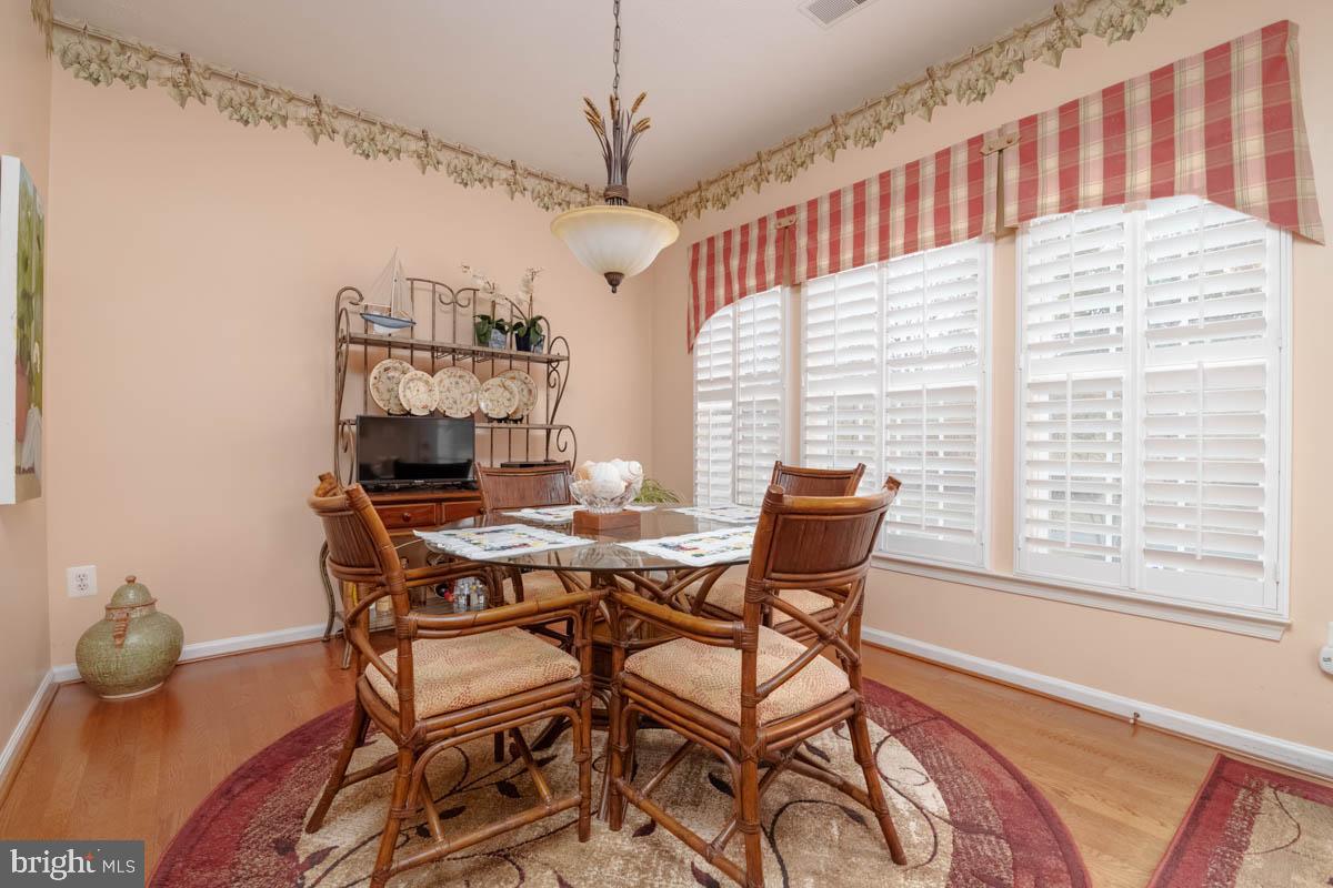 WINDSOR AT PERRY HALL FARMS - Residential