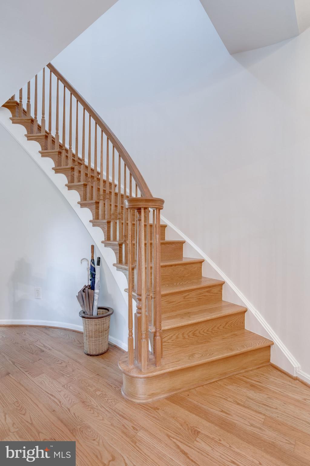8502 FORRESTER BOULEVARD 877