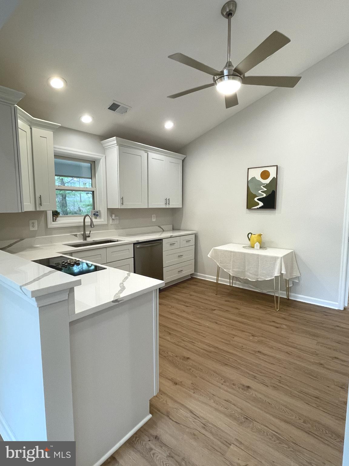 SHANNONDALE - Residential