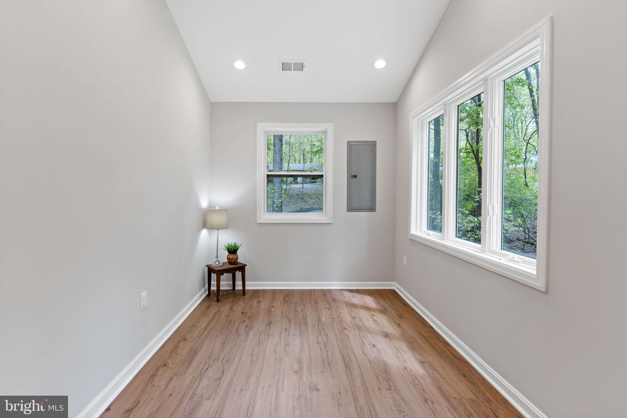 SHANNONDALE - Residential