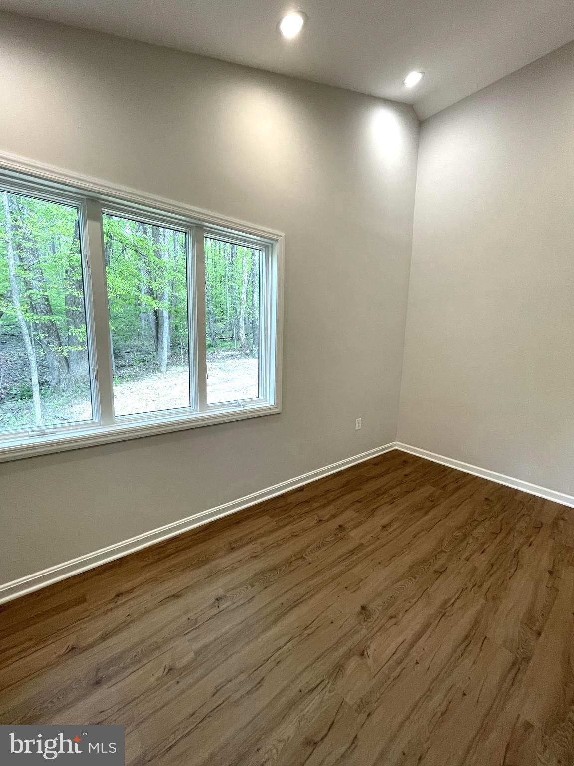 SHANNONDALE - Residential