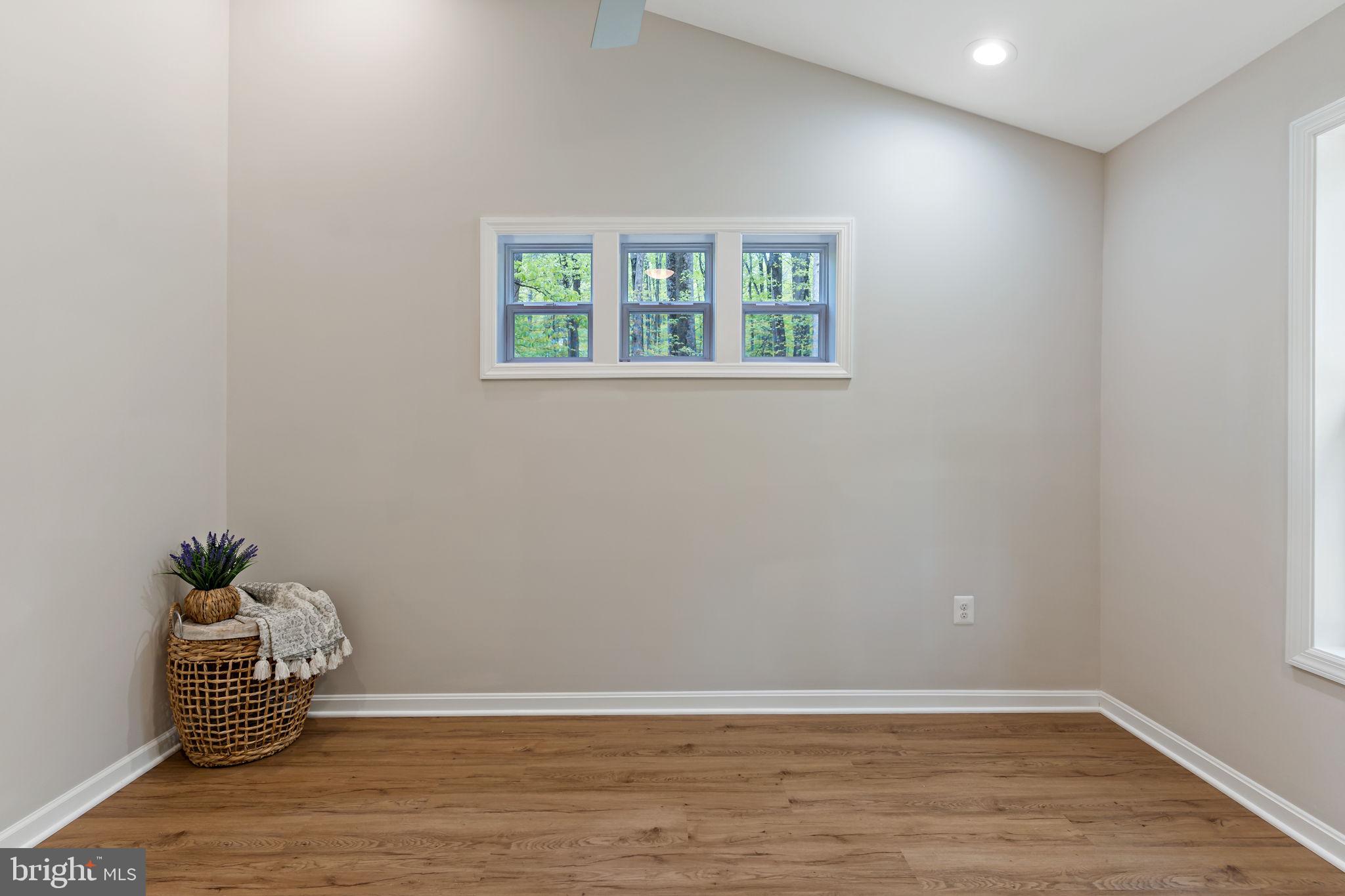 SHANNONDALE - Residential