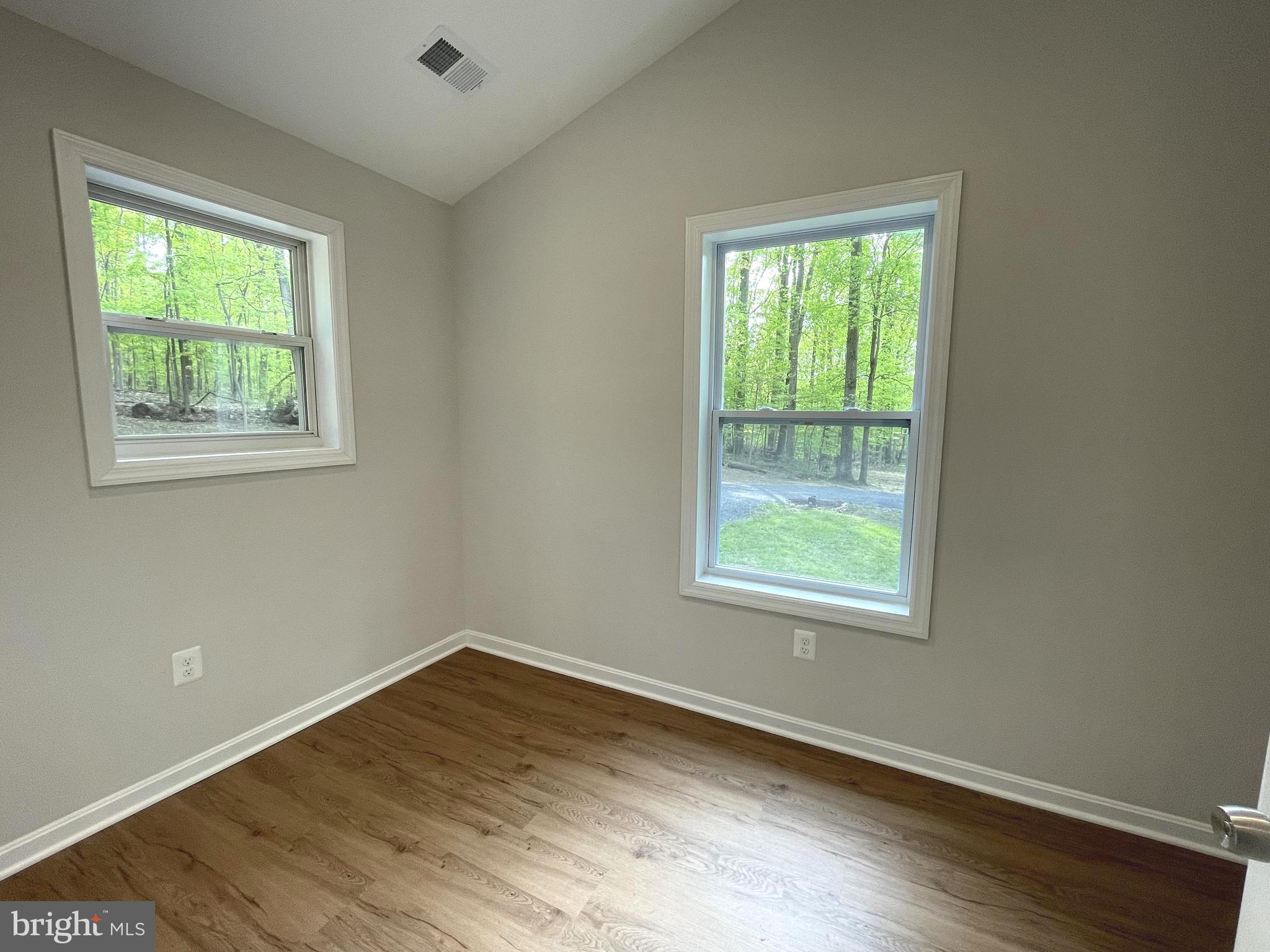 SHANNONDALE - Residential