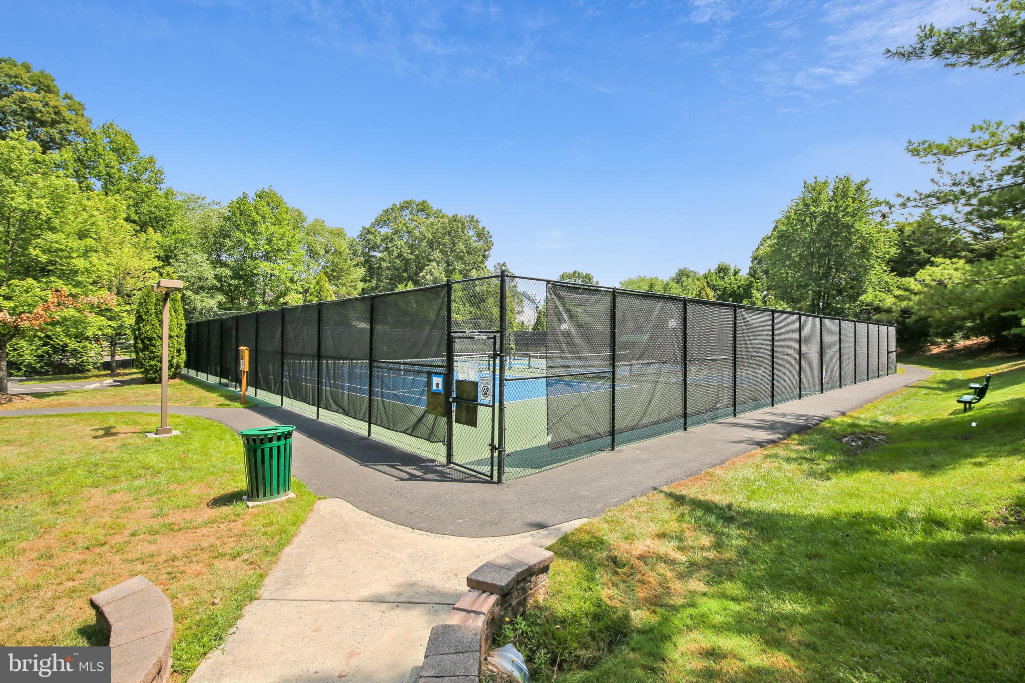 LITTLE ROCKY RUN - Residential