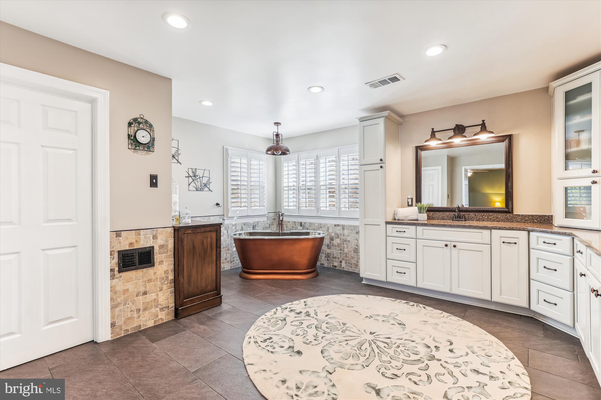 LITTLE ROCKY RUN - Residential