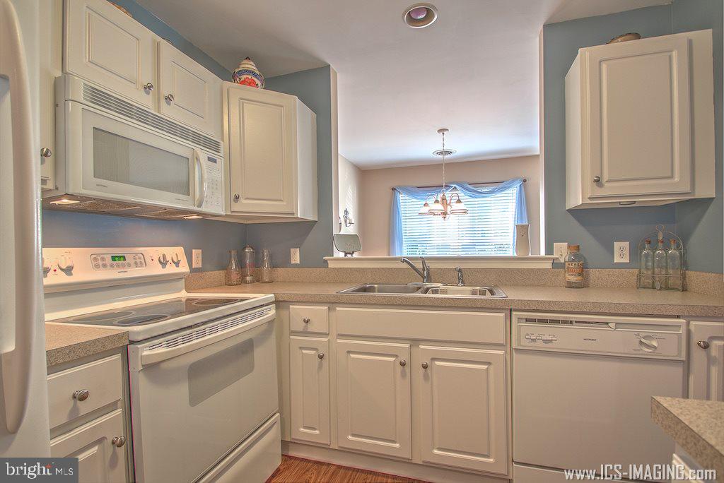 COURTYARDS OF CARLISLE - Residential