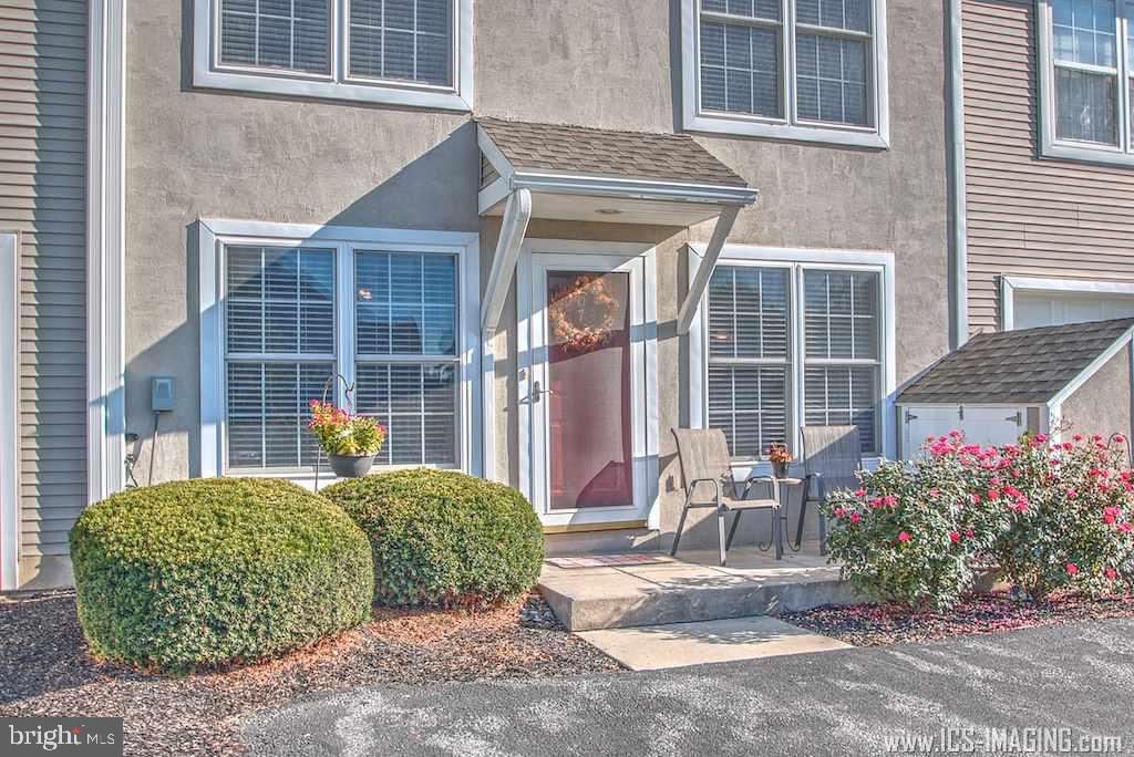 COURTYARDS OF CARLISLE - Residential