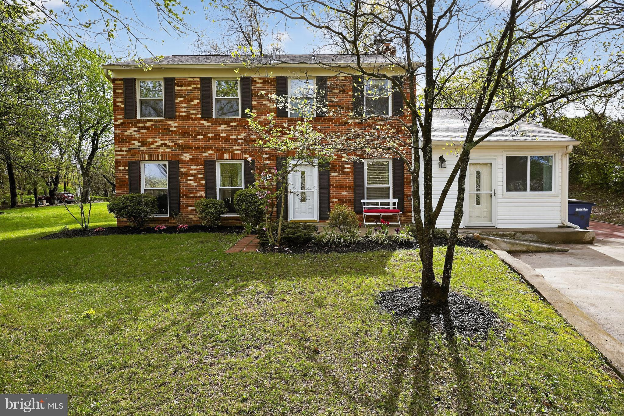 805 MOSBY HOLLOW DRIVE