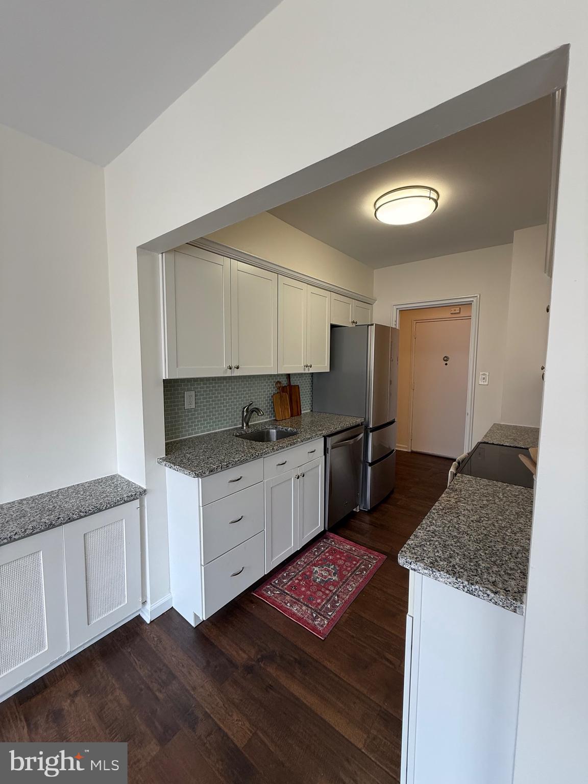 4301 MASSACHUSETTS AVENUE NW 3009