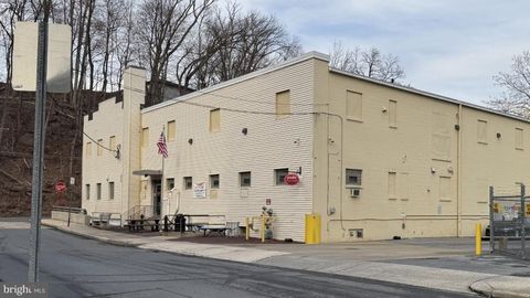 11 MAIN STREET MOHNTON PA 19540