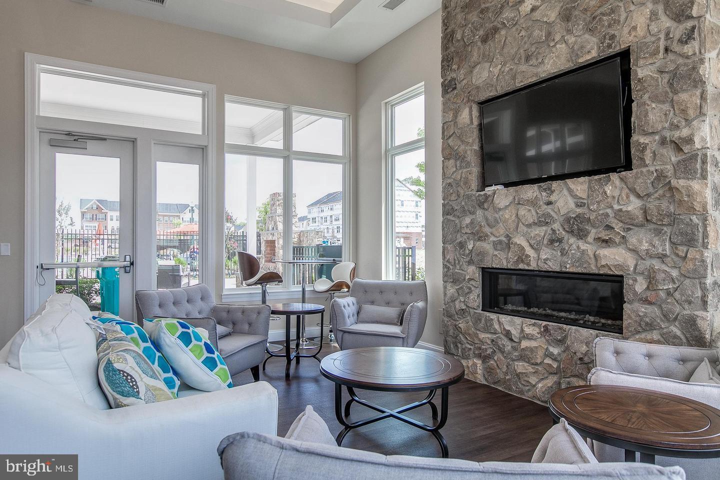 JEFFERSON PLACE - Residential Lease