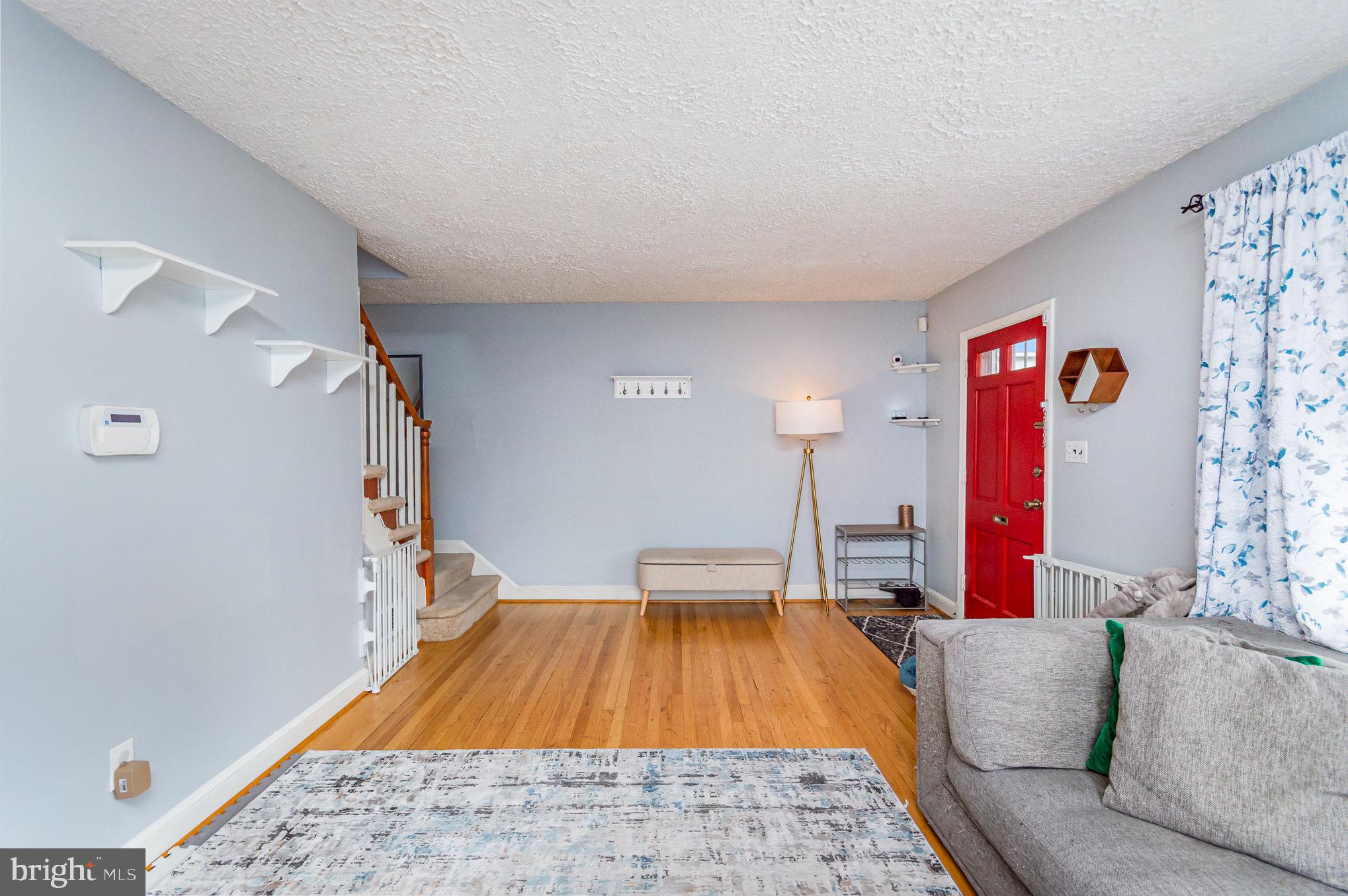 2410 SAINT CLAIR DRIVE