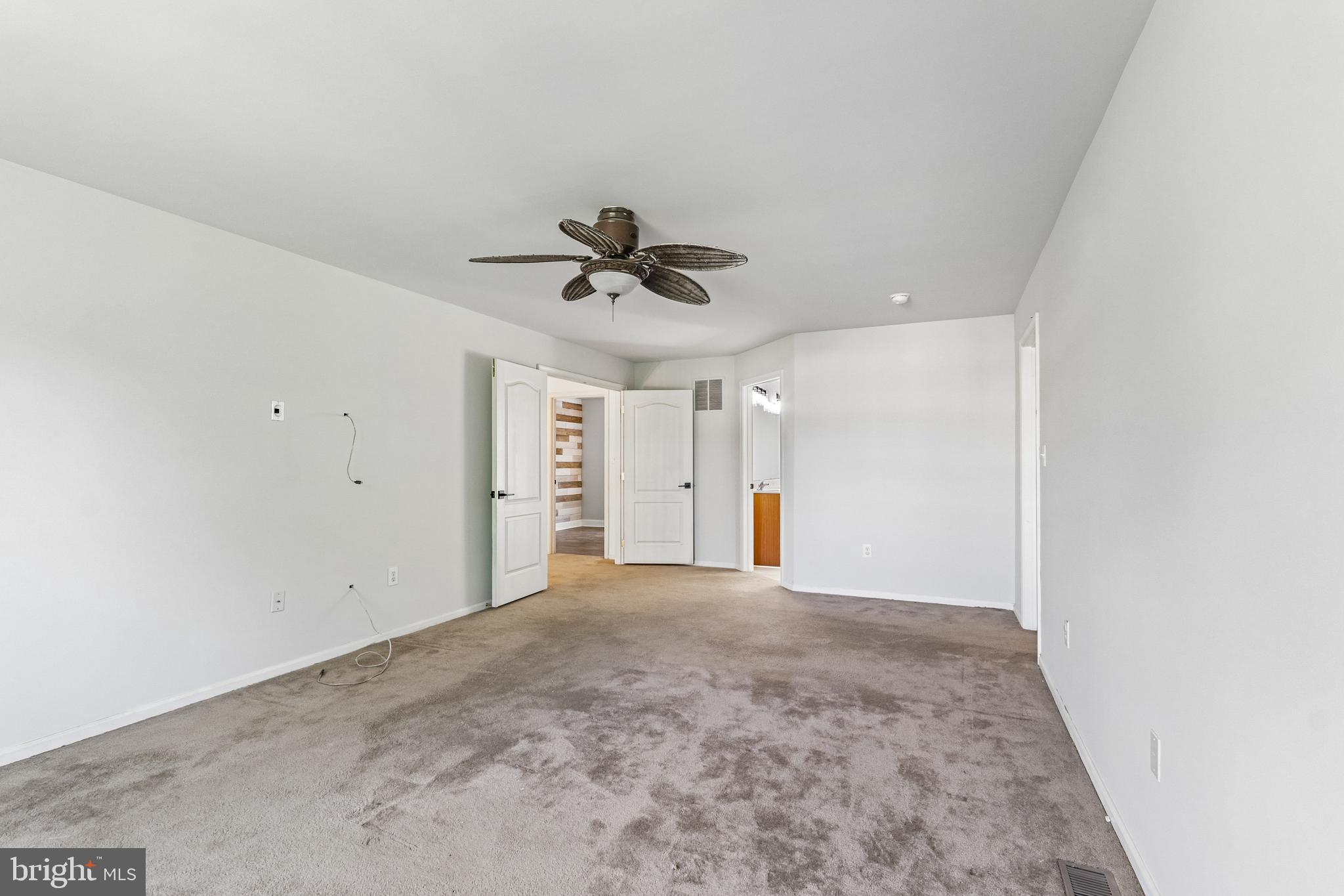 7 LONGFELLOW LANE