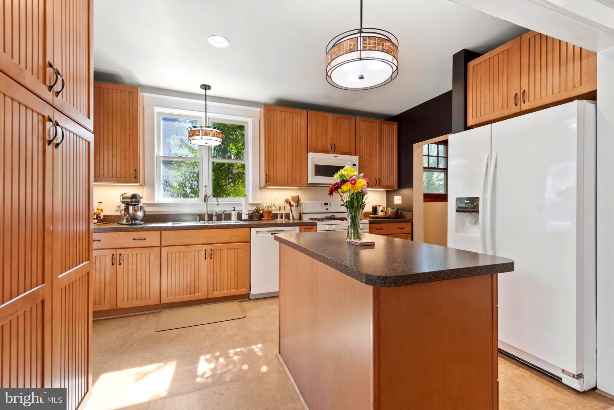 MOUNT WASHINGTON - Residential