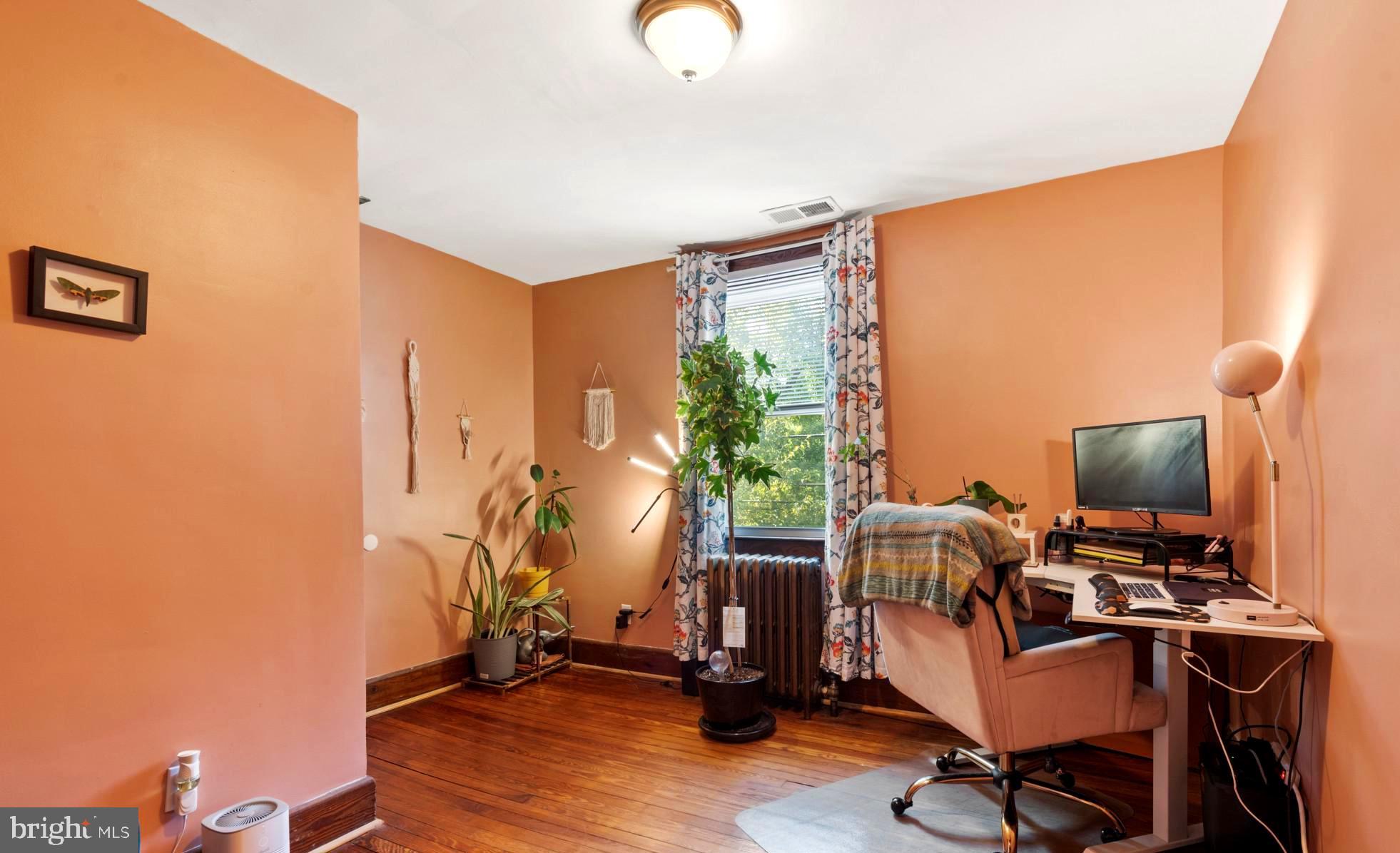 MOUNT WASHINGTON - Residential