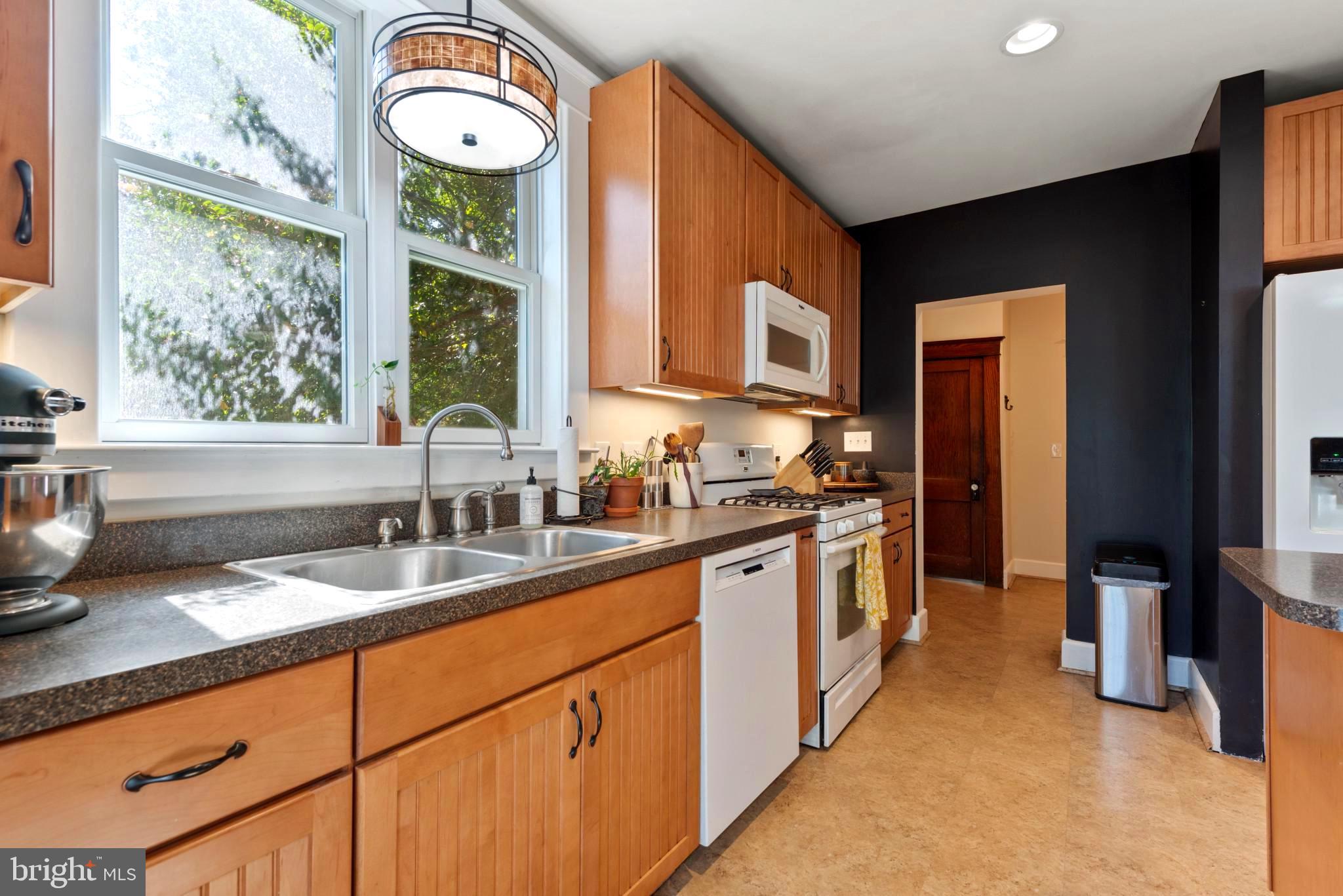 MOUNT WASHINGTON - Residential