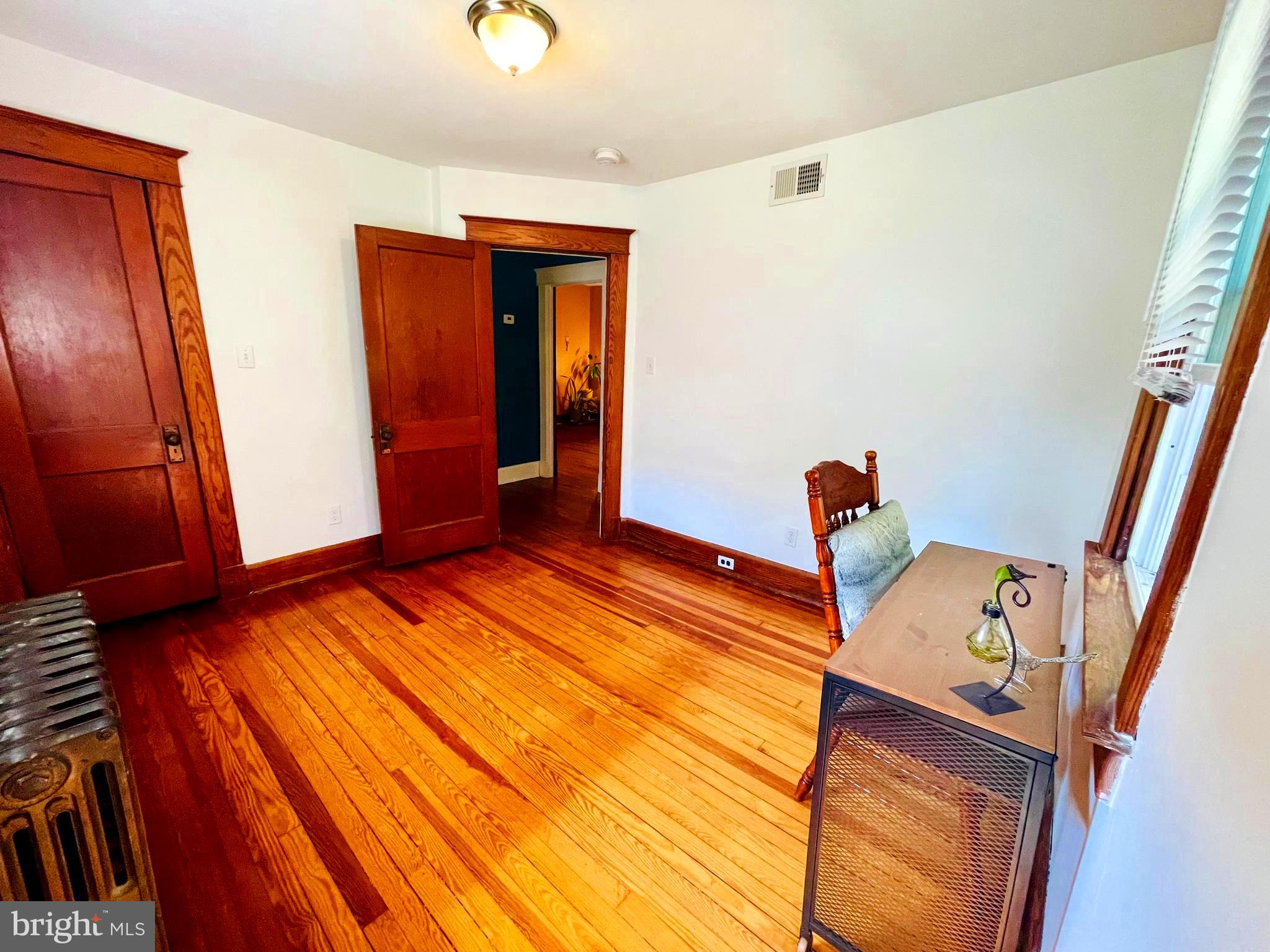 MOUNT WASHINGTON - Residential