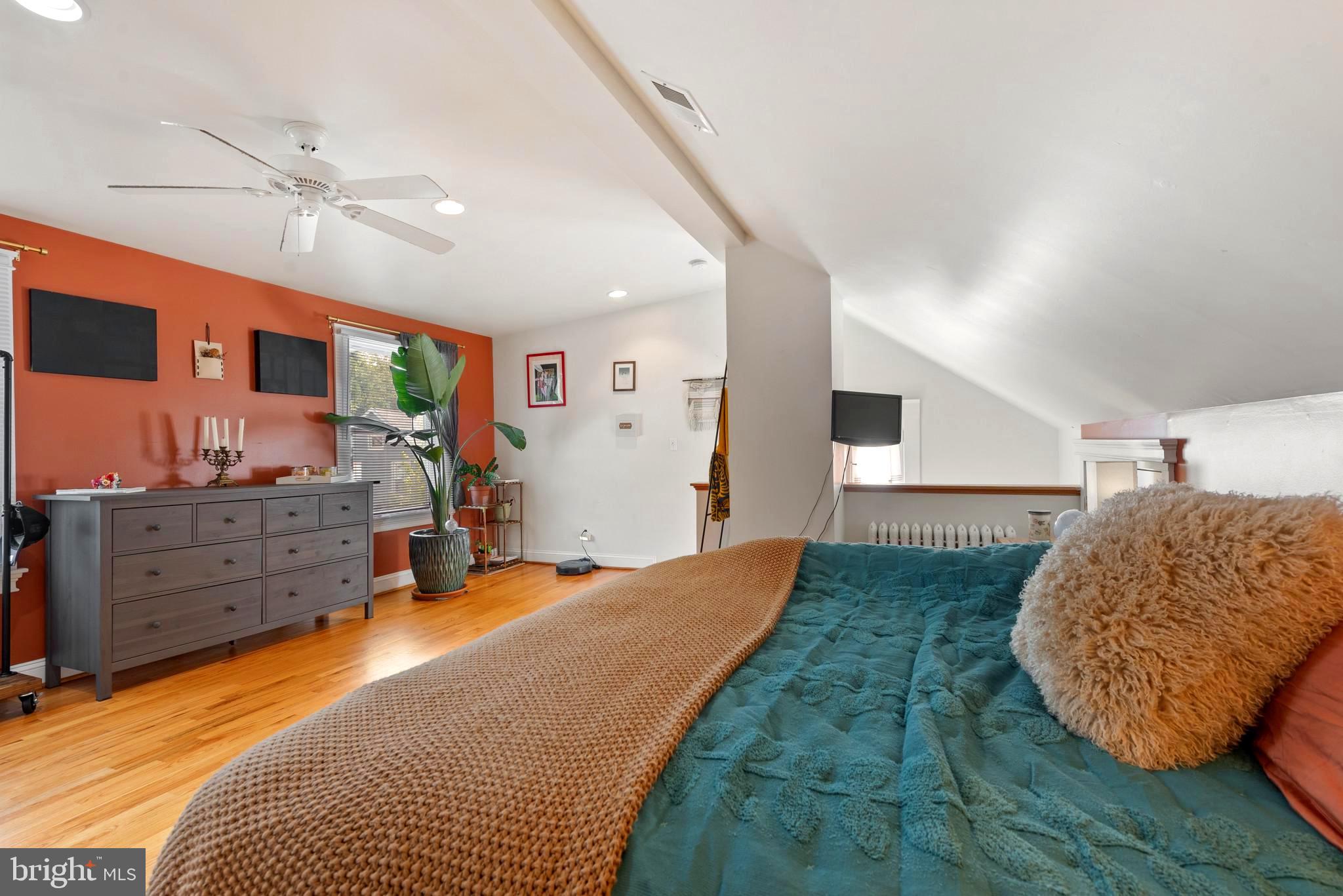 MOUNT WASHINGTON - Residential