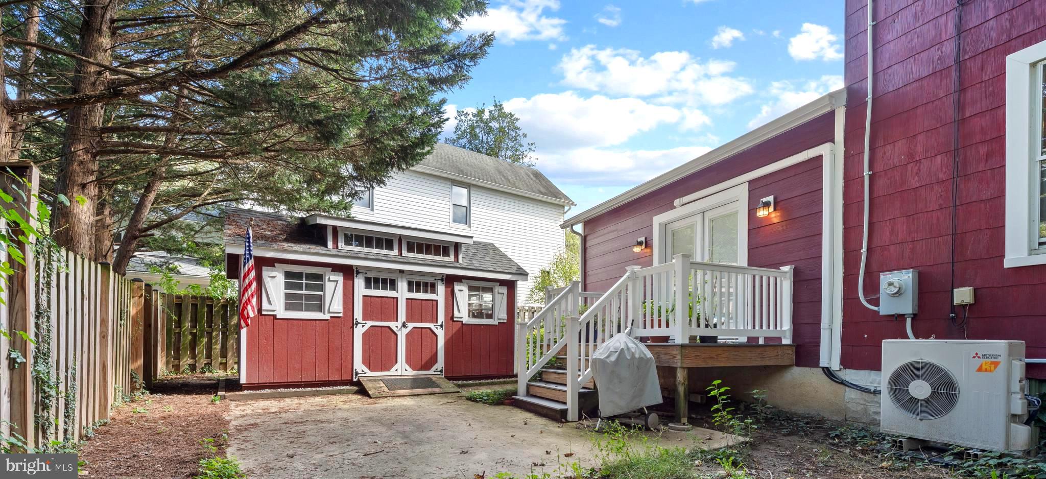 MOUNT WASHINGTON - Residential